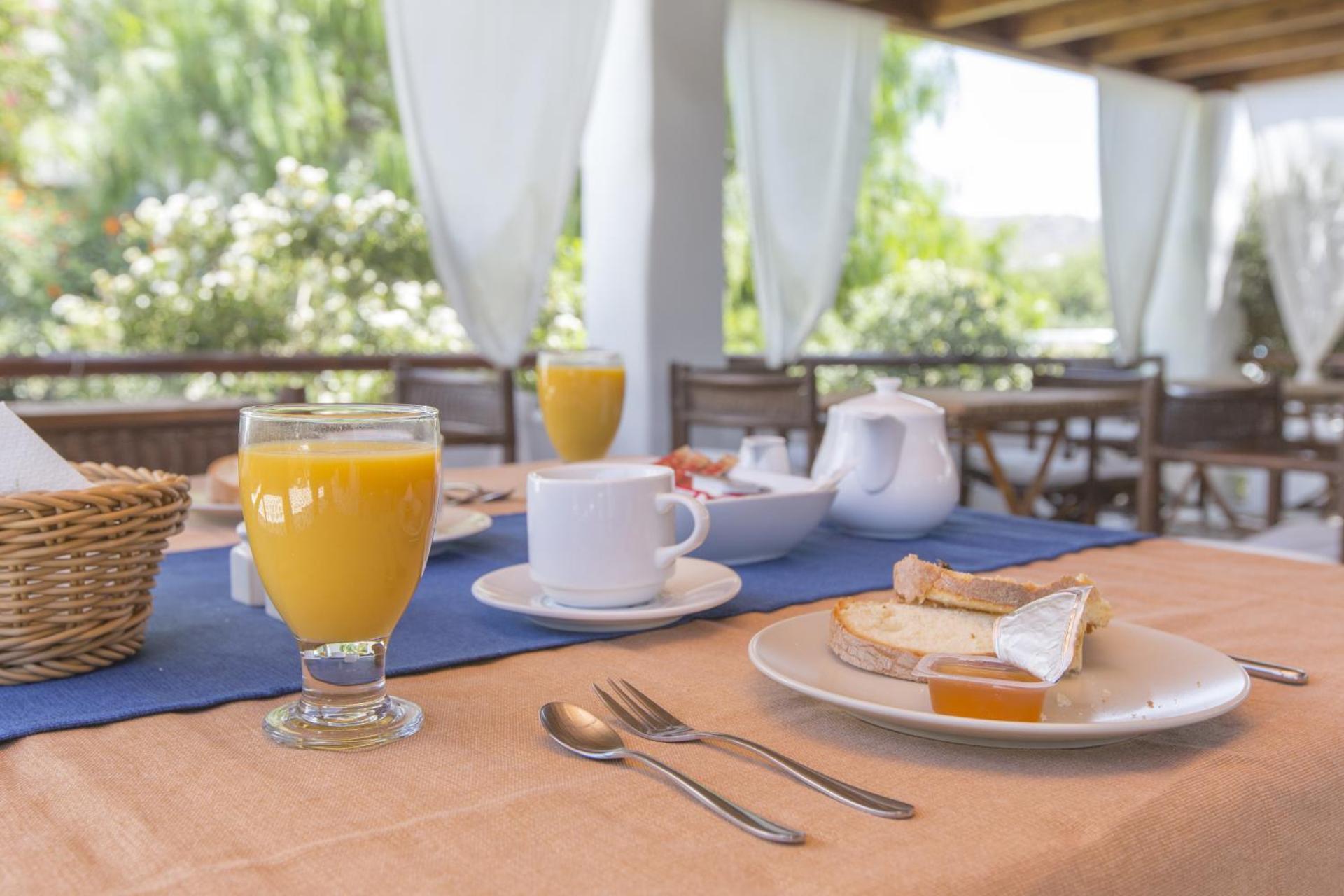 Valena Mare Suites & Apartments