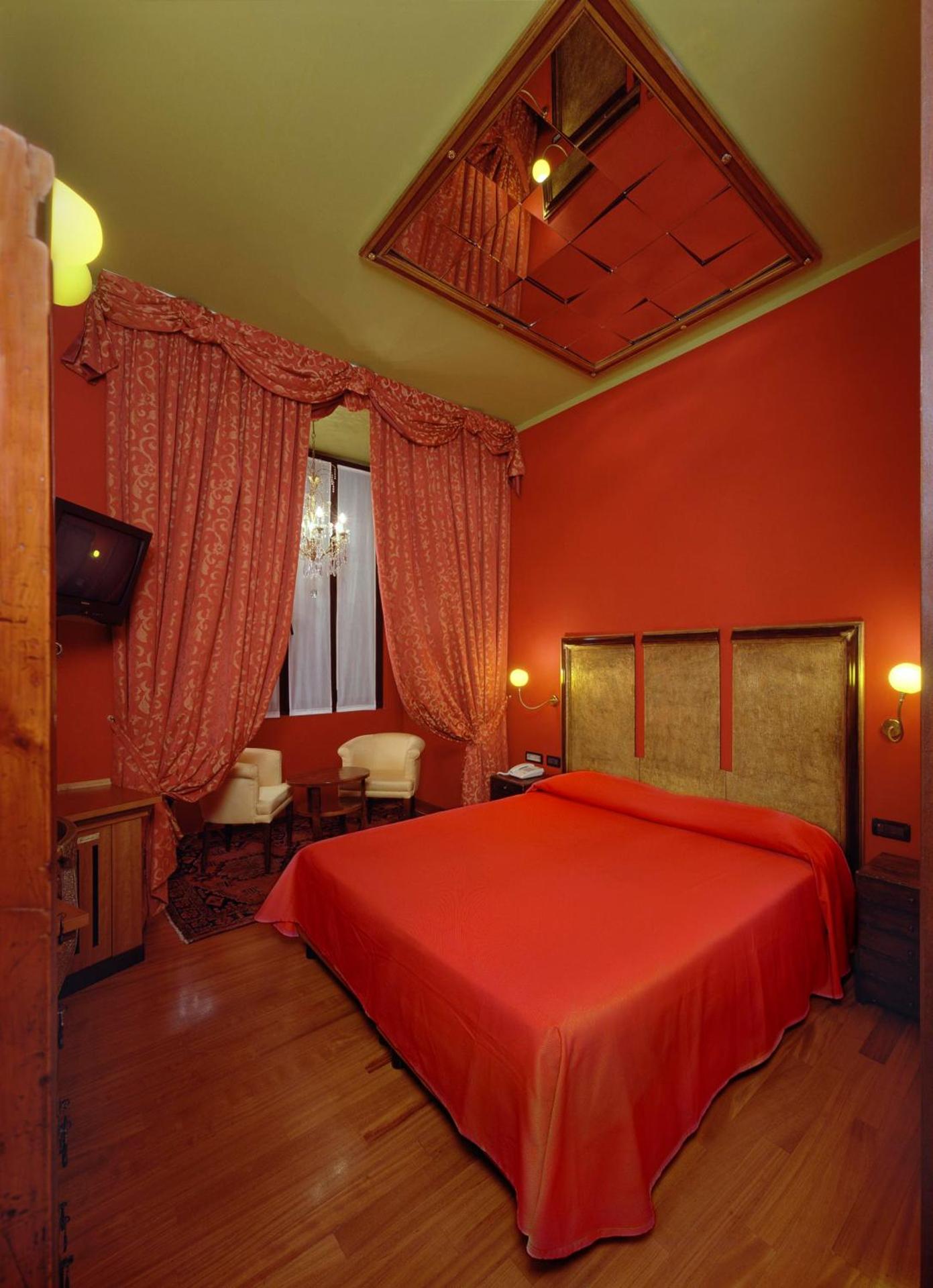 Art Hotel Boston - Photo 76