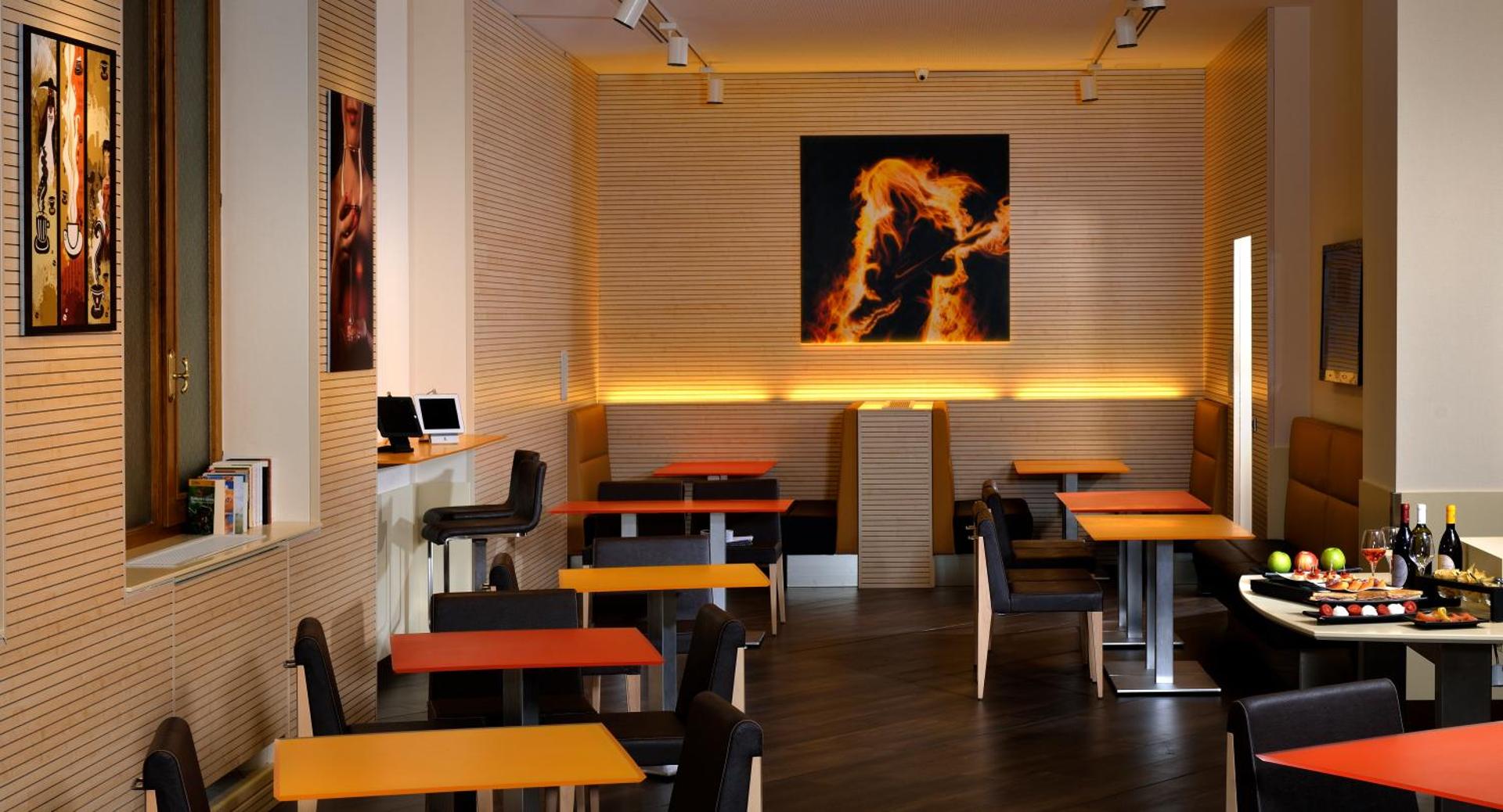 Best Western Plus City Hotel - Photo 97