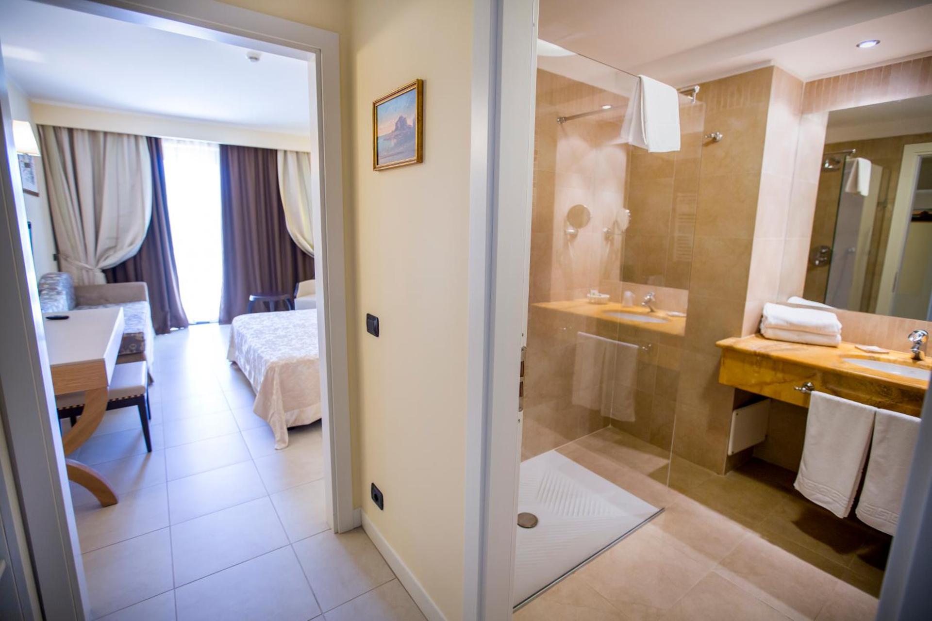 Cefalù Sea Palace - Photo 23