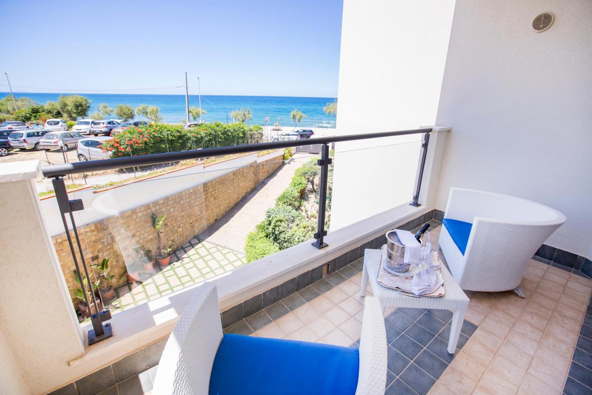 Cefalù Sea Palace - Photo 28