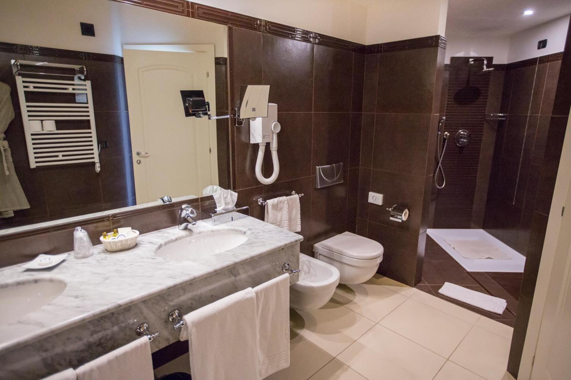 Cefalù Sea Palace - Photo 44