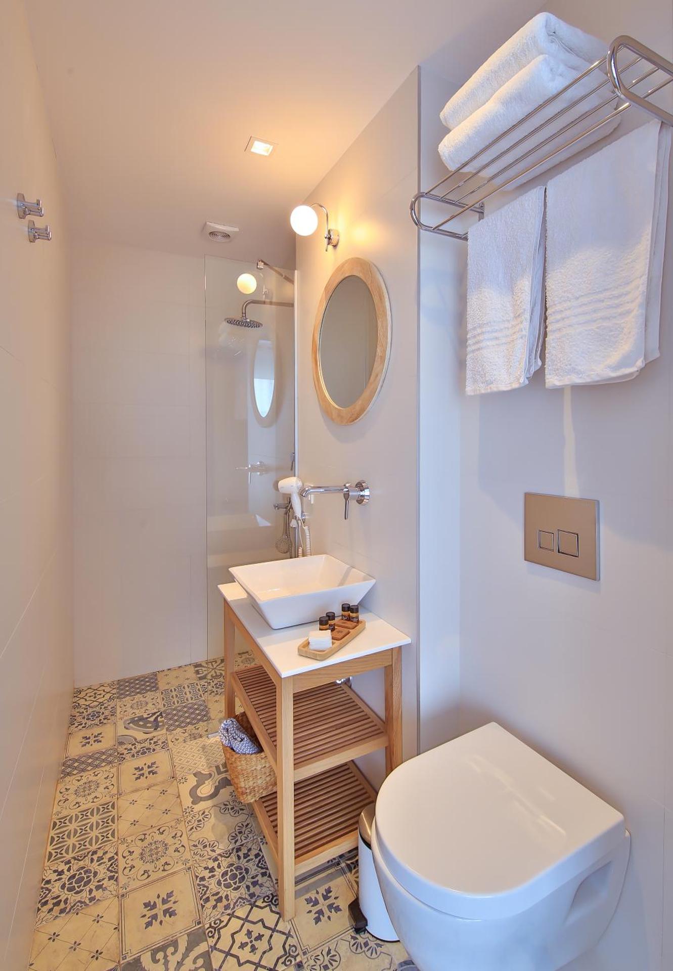 Dias Hotel - Photo 20