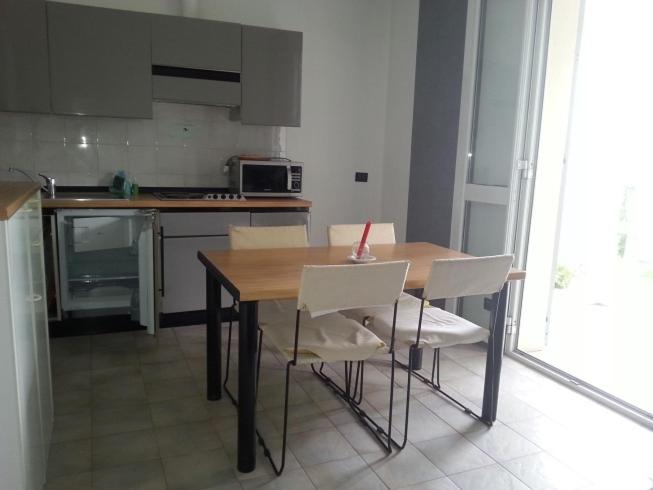 One-Bedroom Apartment with Garden View