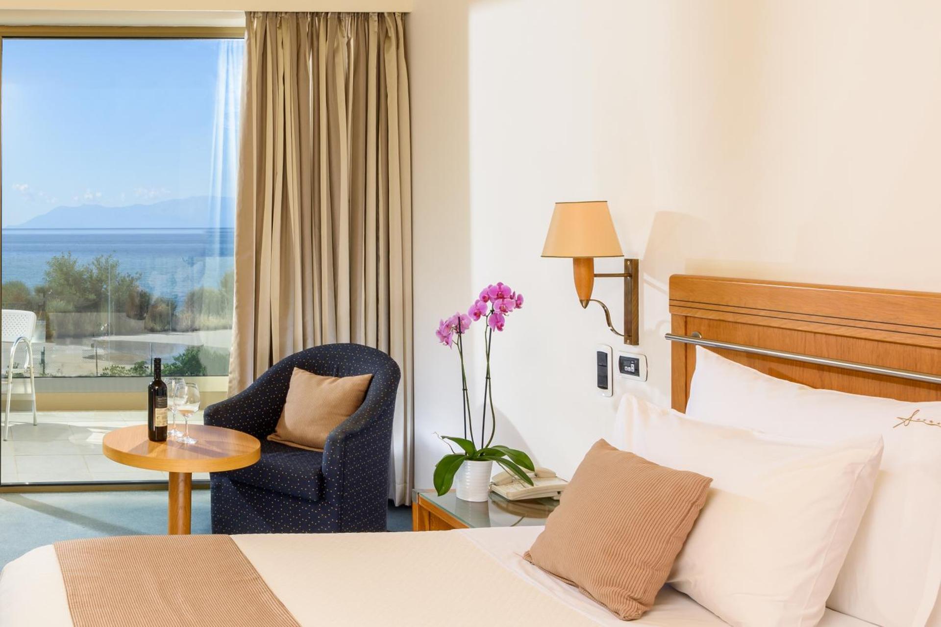 Alexander Beach Hotel & Spa - Photo 52