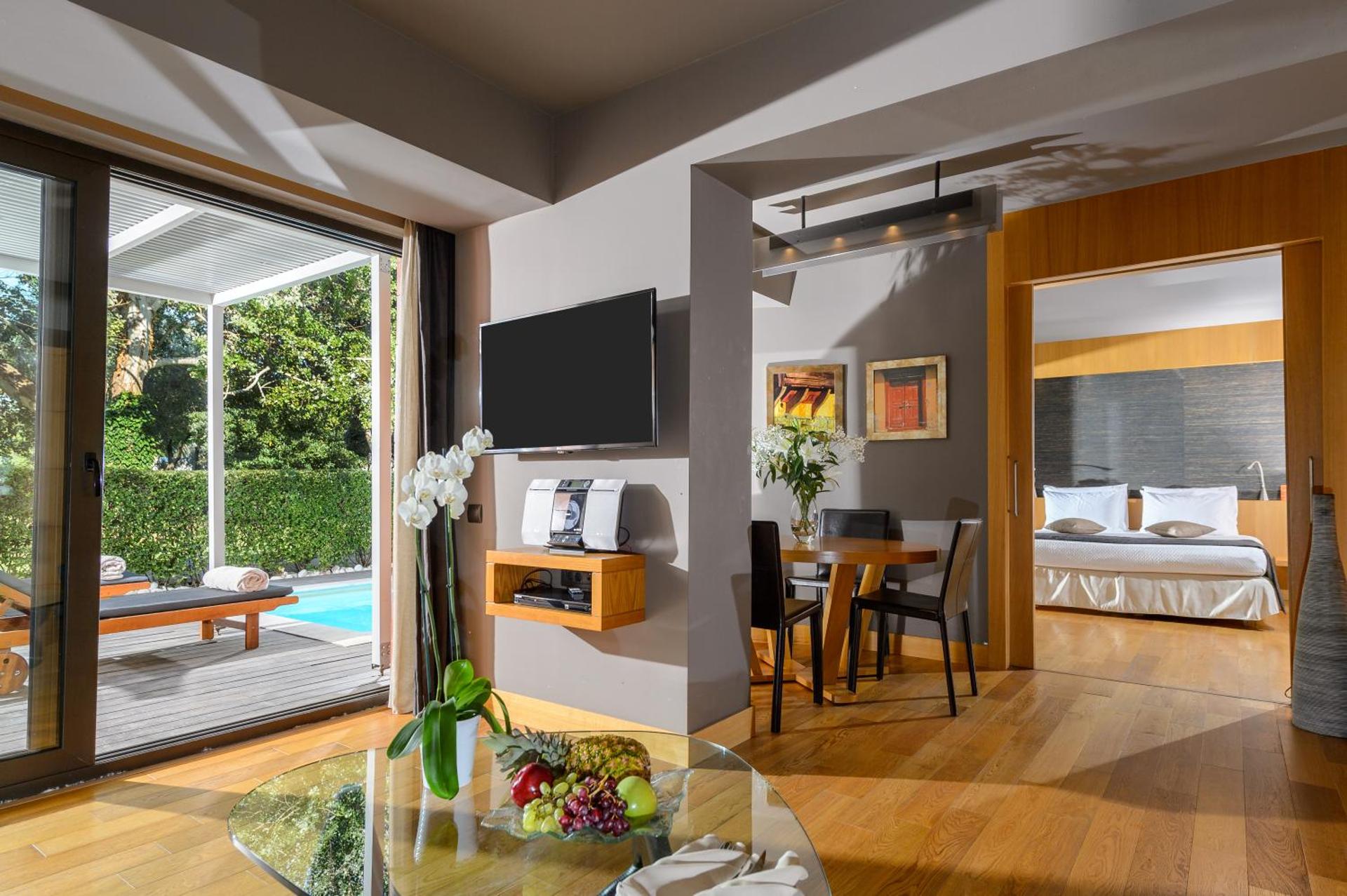 Alexander Beach Hotel & Spa - Photo 23