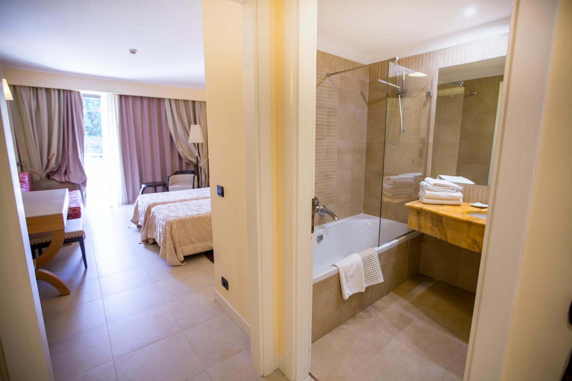 Cefalù Sea Palace - Photo 11