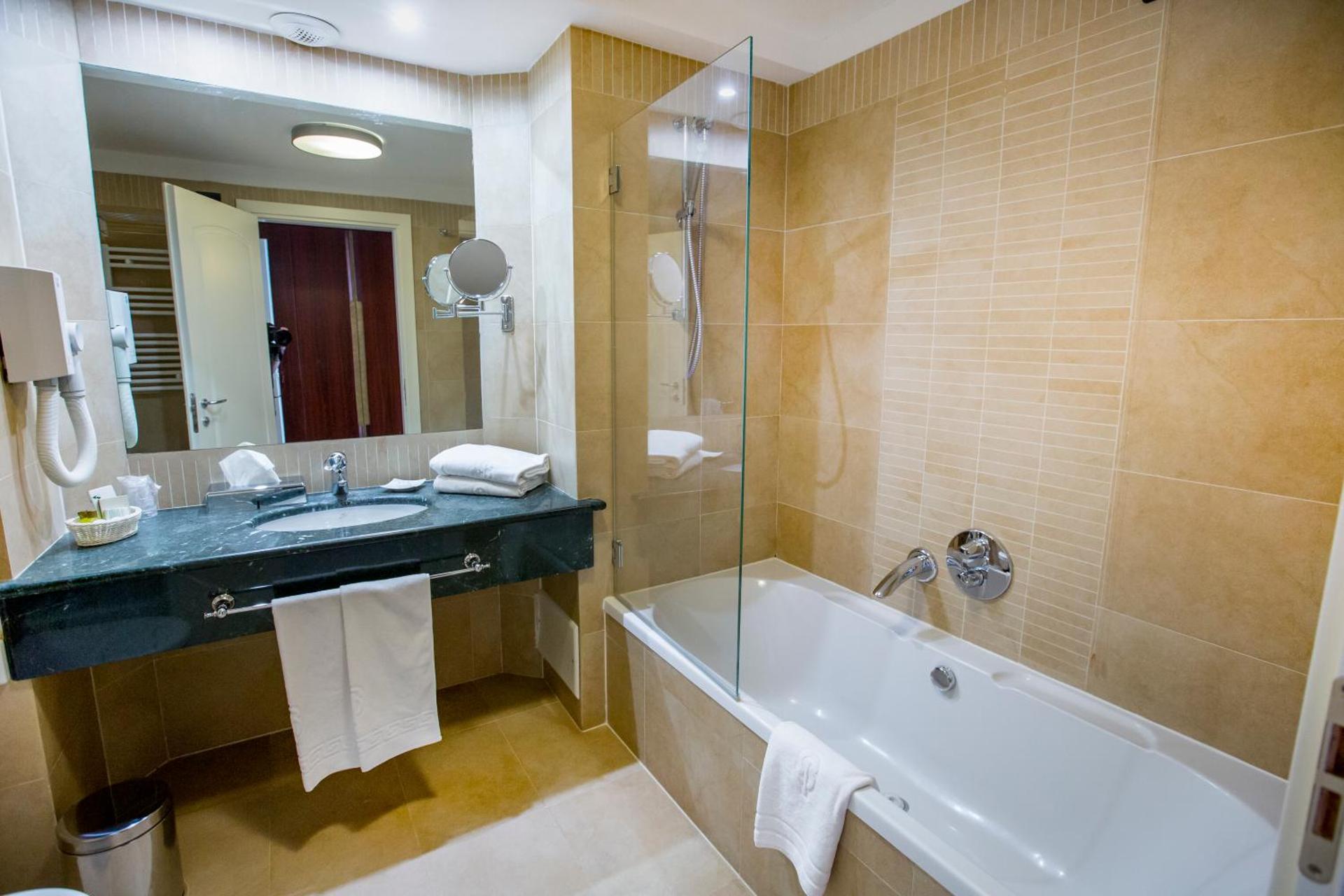 Cefalù Sea Palace - Photo 20