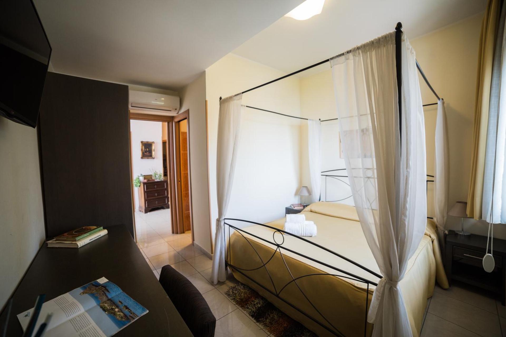 La Terrazza - Photo 16