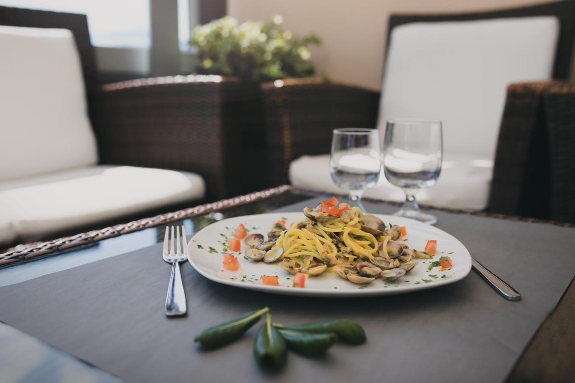 Hotel La Bussola - Photo 10