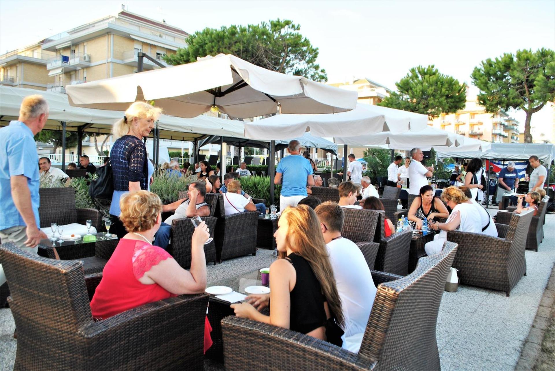 Hotel La Bussola - Photo 38