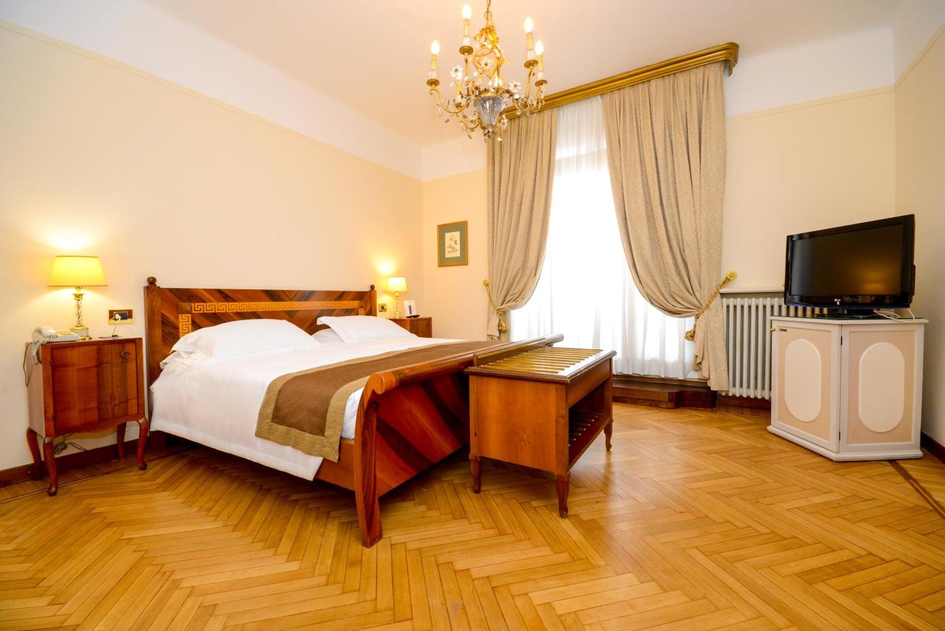 Hotel Vittoria - Photo 90