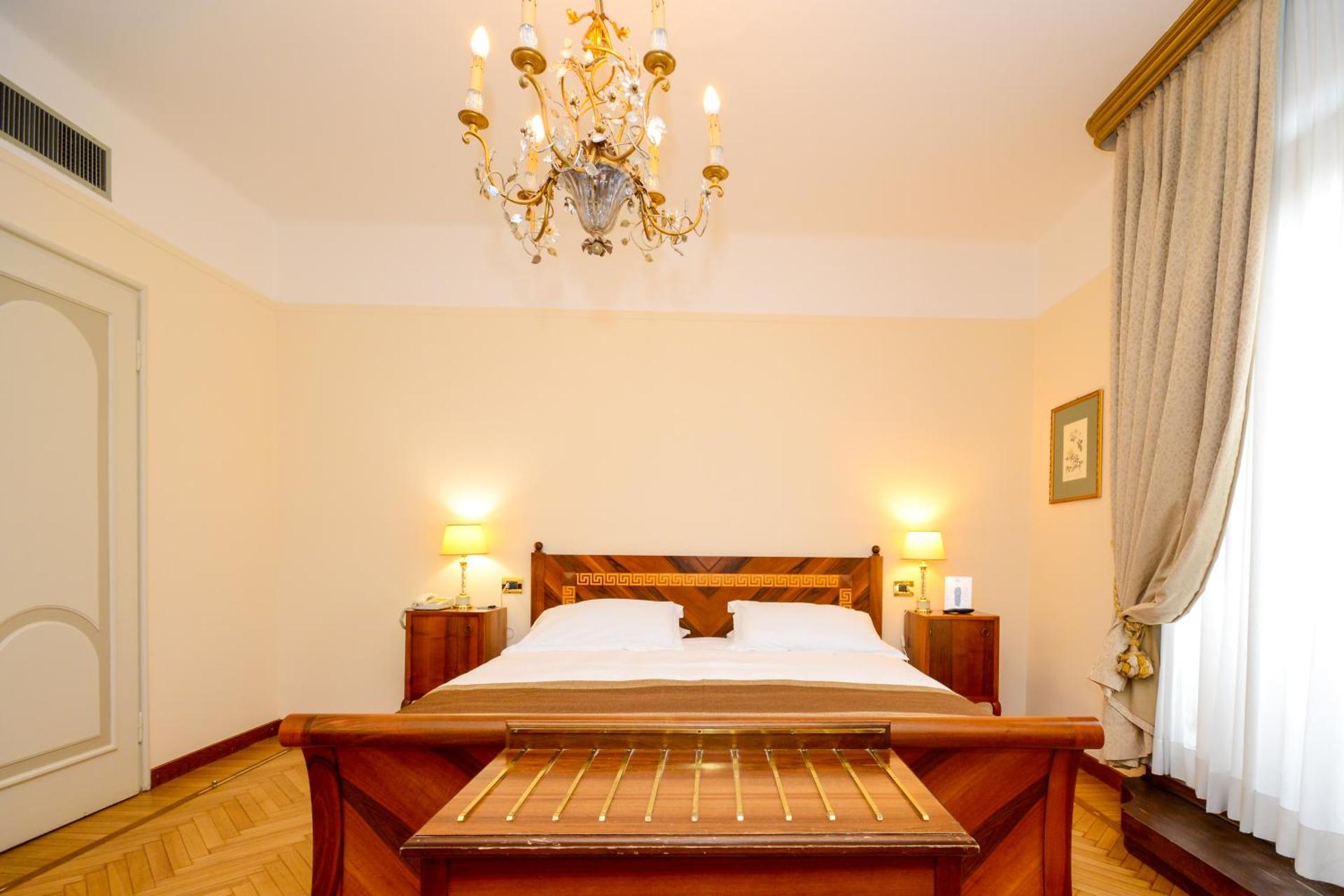 Hotel Vittoria - Photo 80