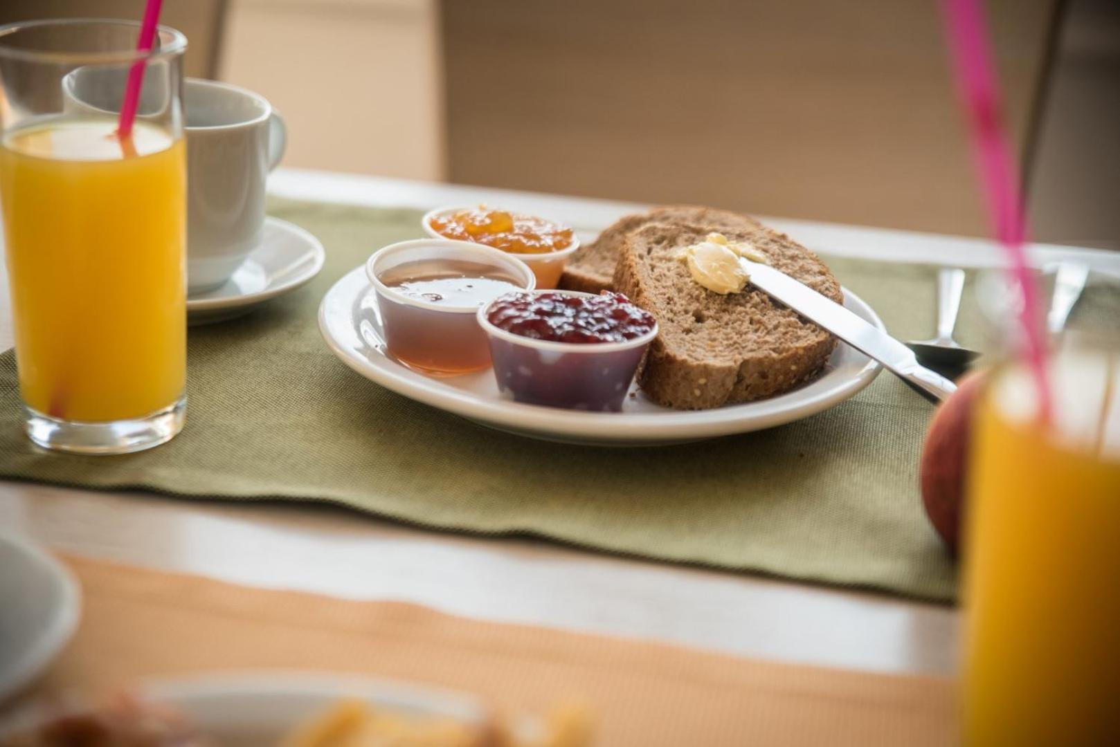 Halkidiki Palace - Photo 77