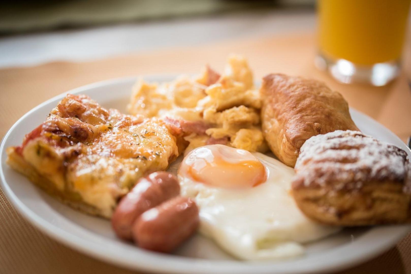 Halkidiki Palace - Photo 60