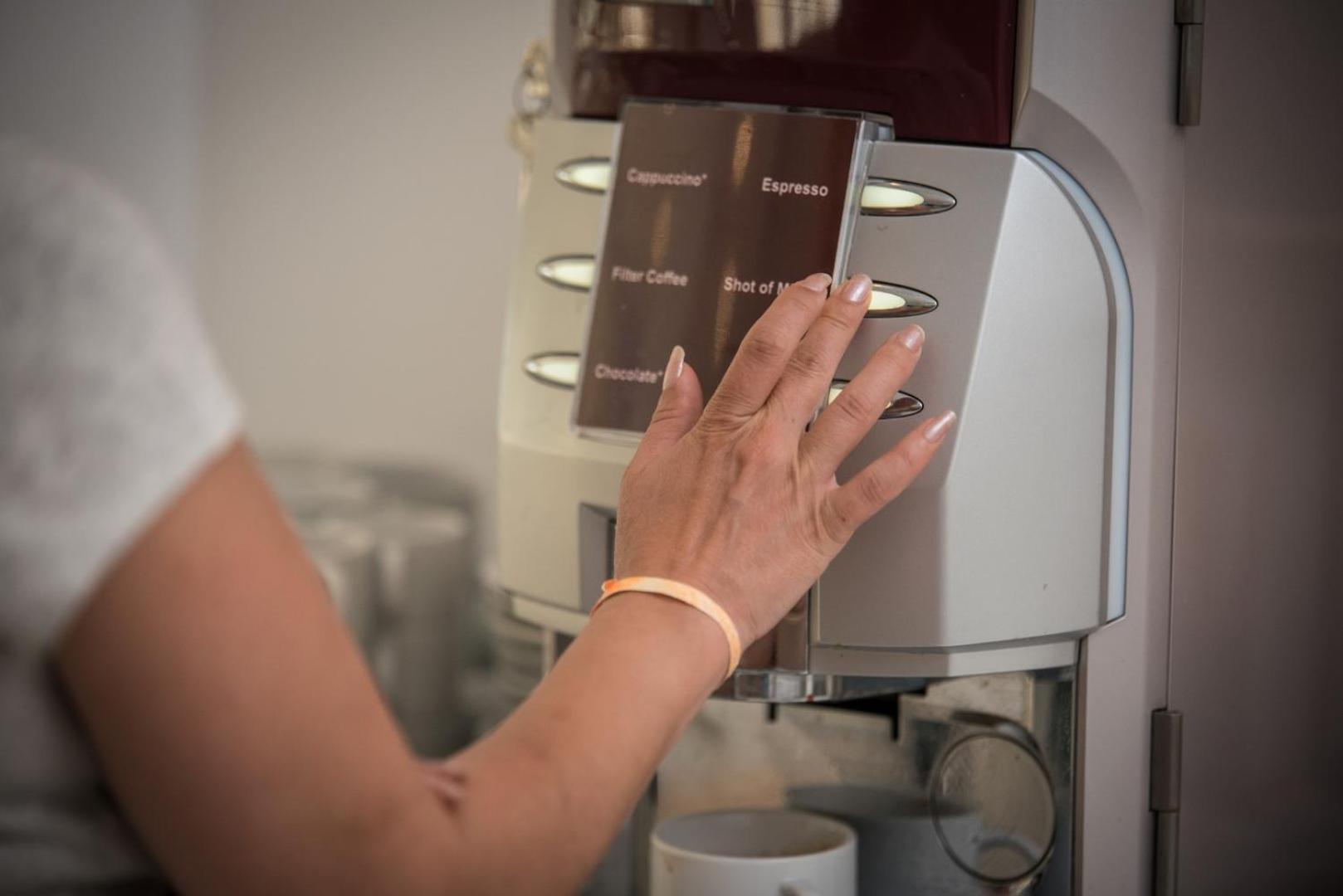 Halkidiki Palace - Photo 68