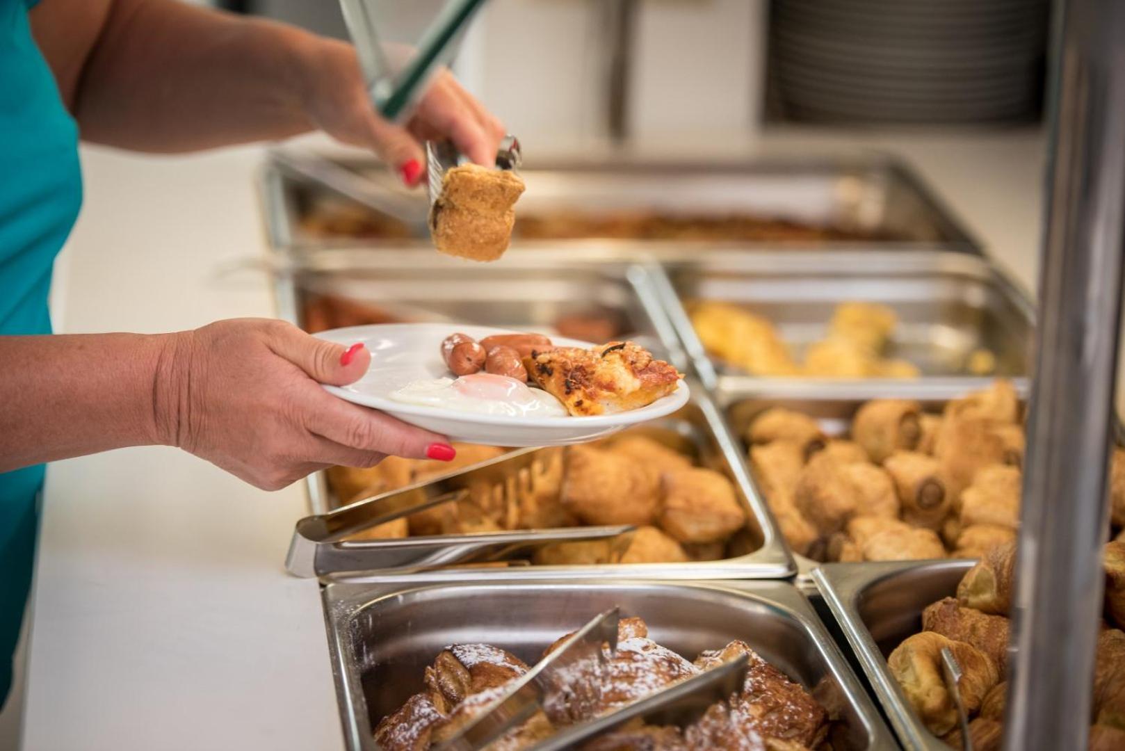 Halkidiki Palace - Photo 58