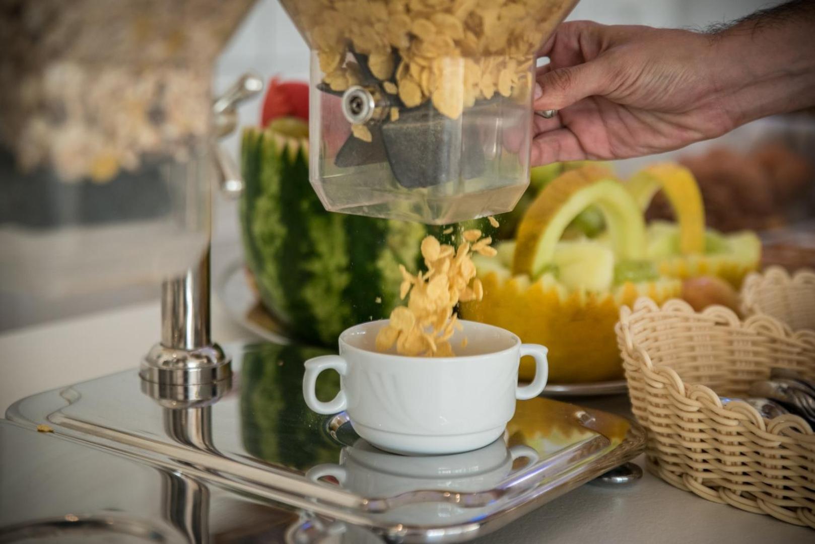 Halkidiki Palace - Photo 102