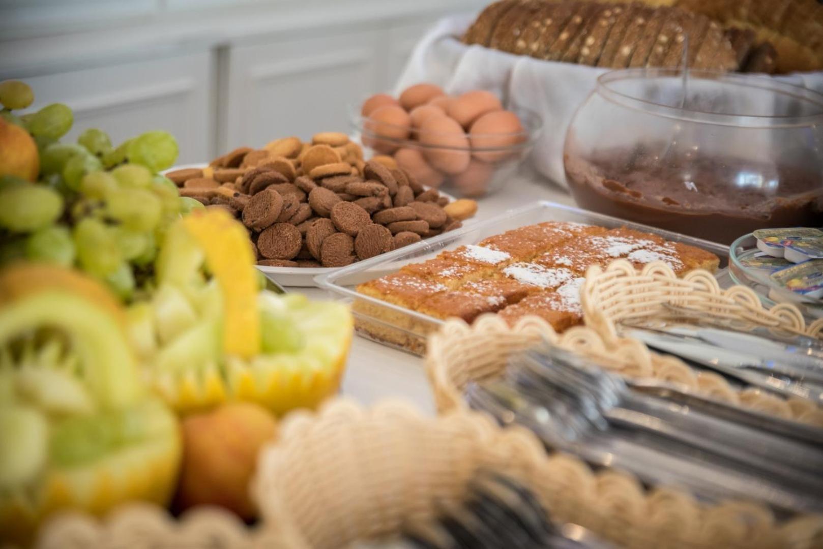 Halkidiki Palace - Photo 112