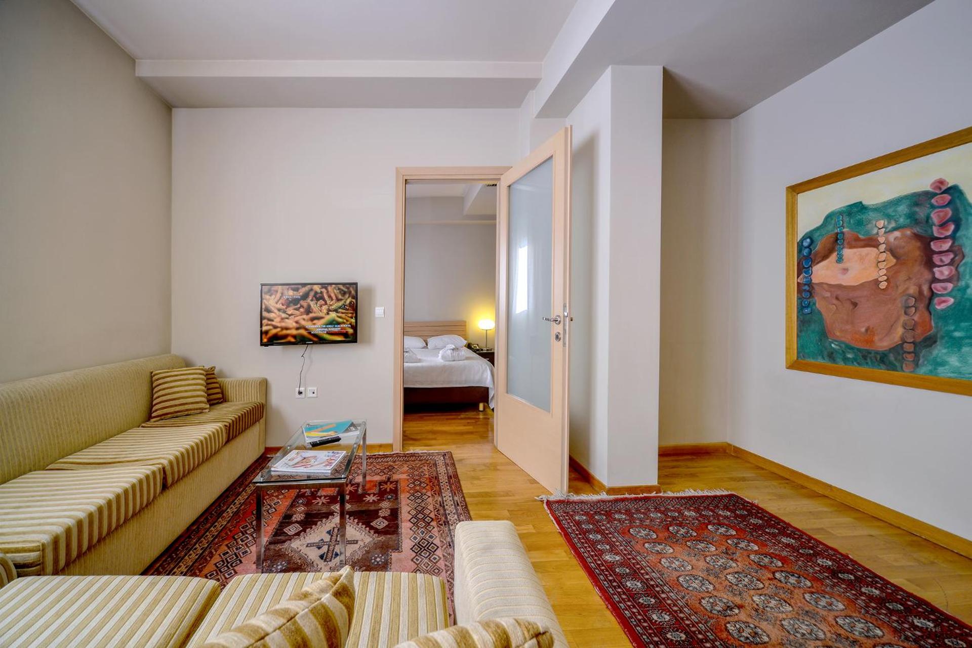 Astoria Hotel Thessaloniki - Photo 36