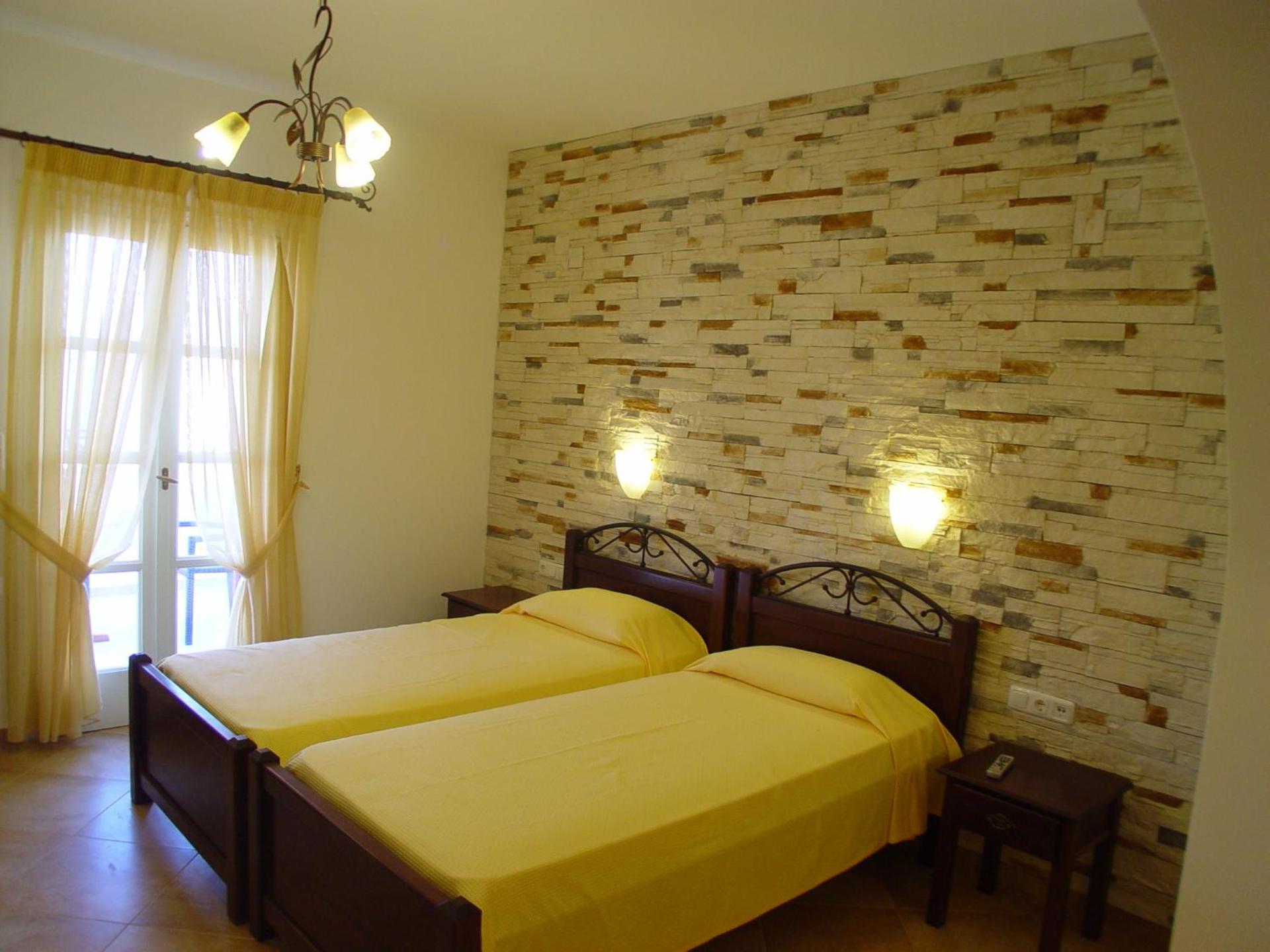 Annita's Village Hotel - Photo 4