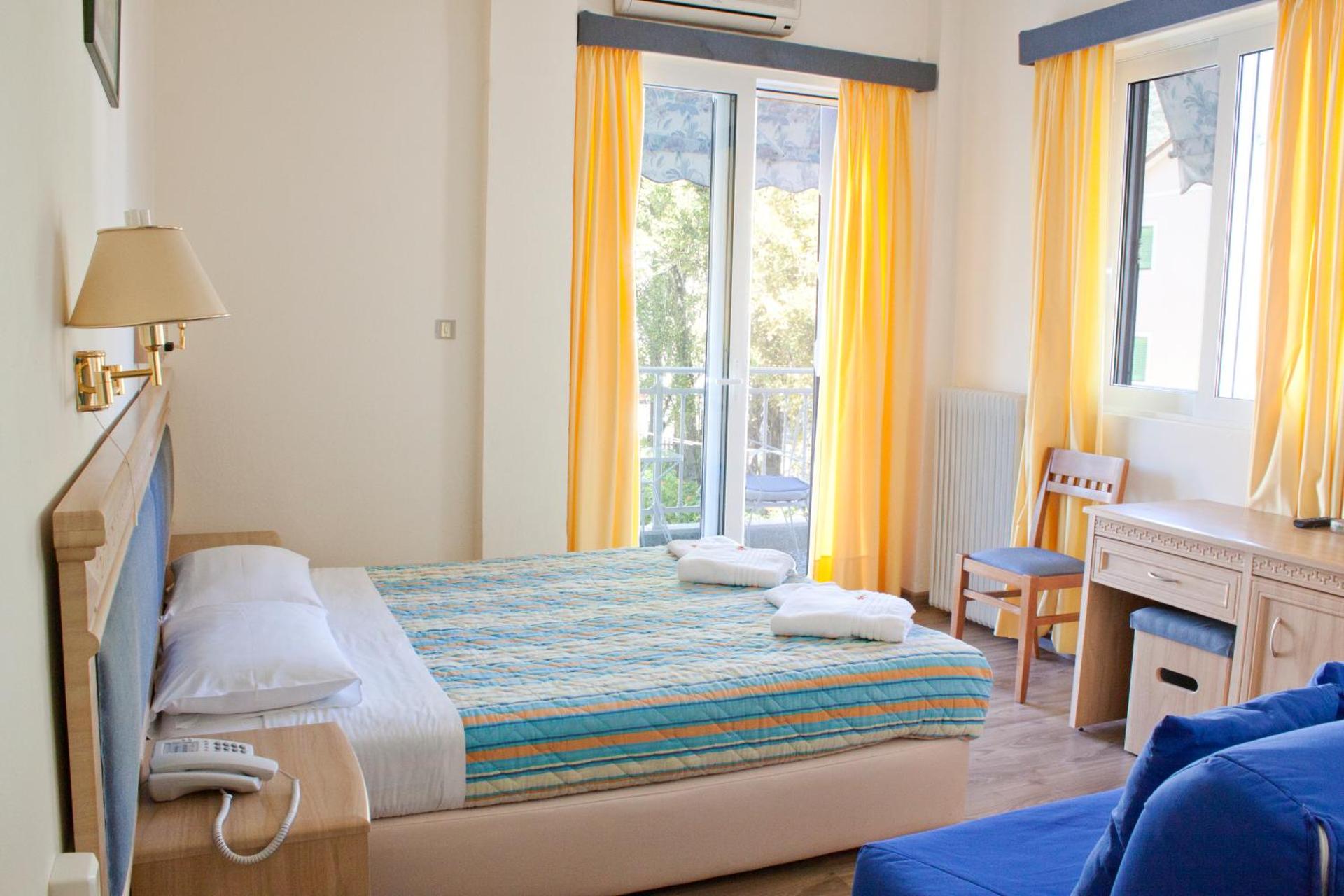 Double or Twin Room with Mountain or Courtyard View