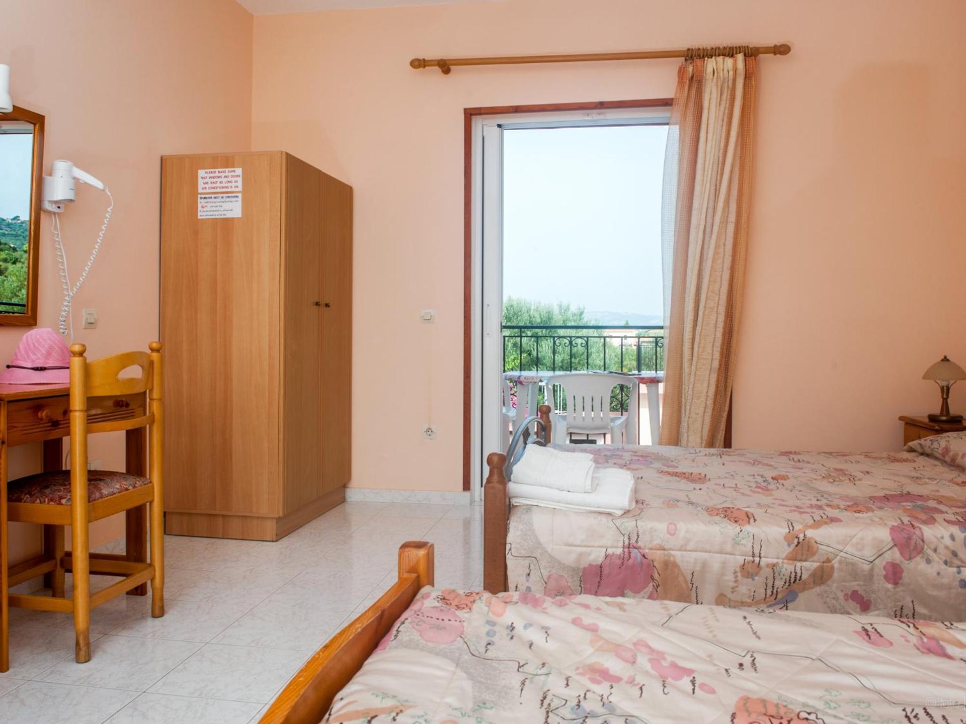 Paradise Studios - Photo 57