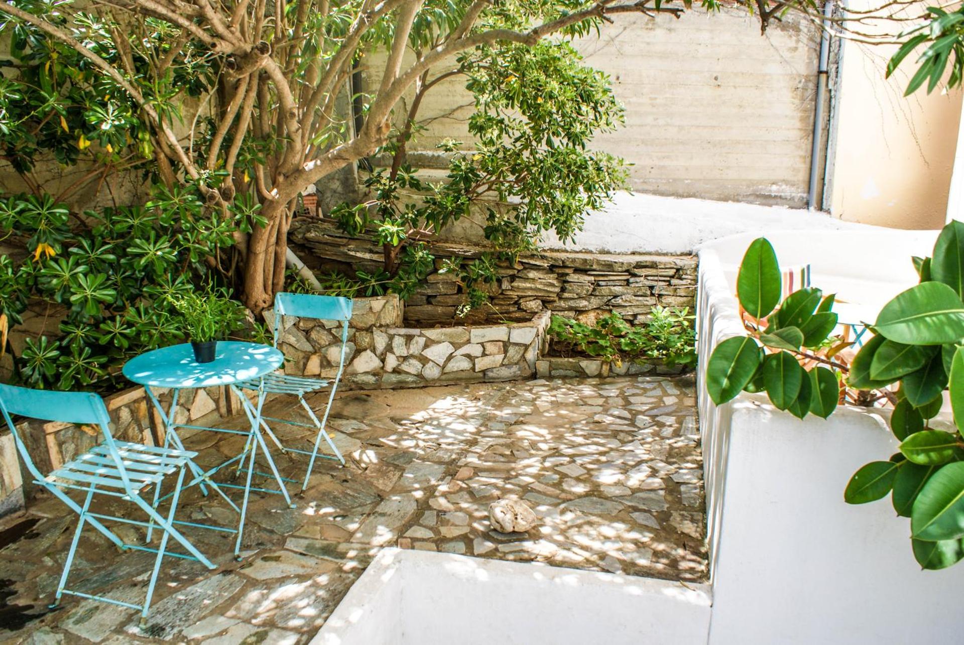 Amorani Studios - Photo 80