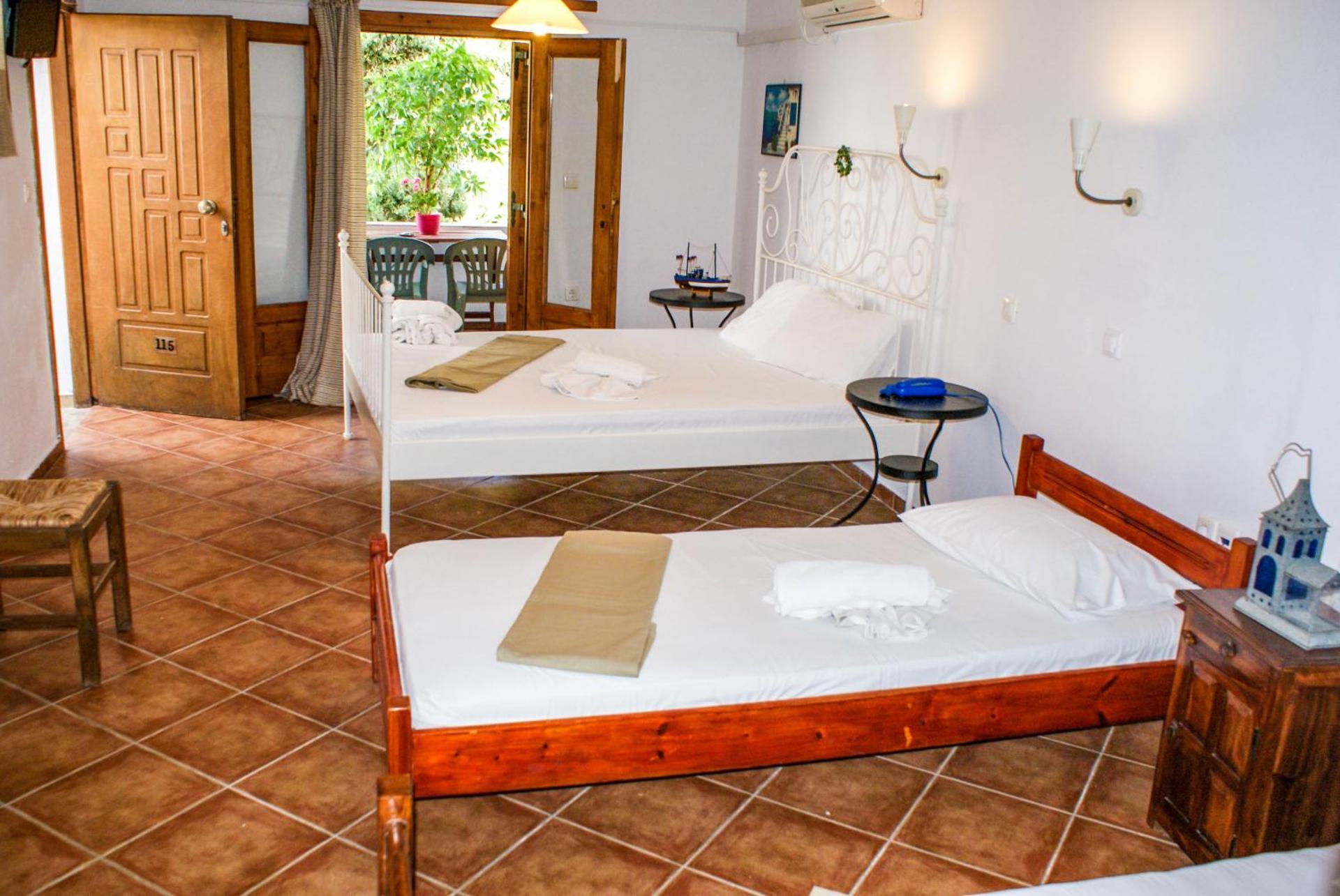 Studio with Garden View (4 Adults)