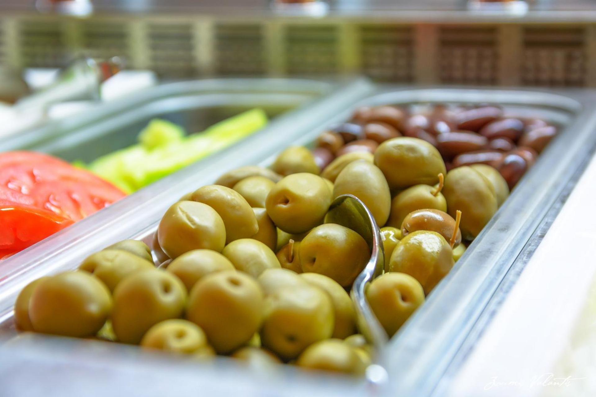 Golden Sand Hotel - Photo 3