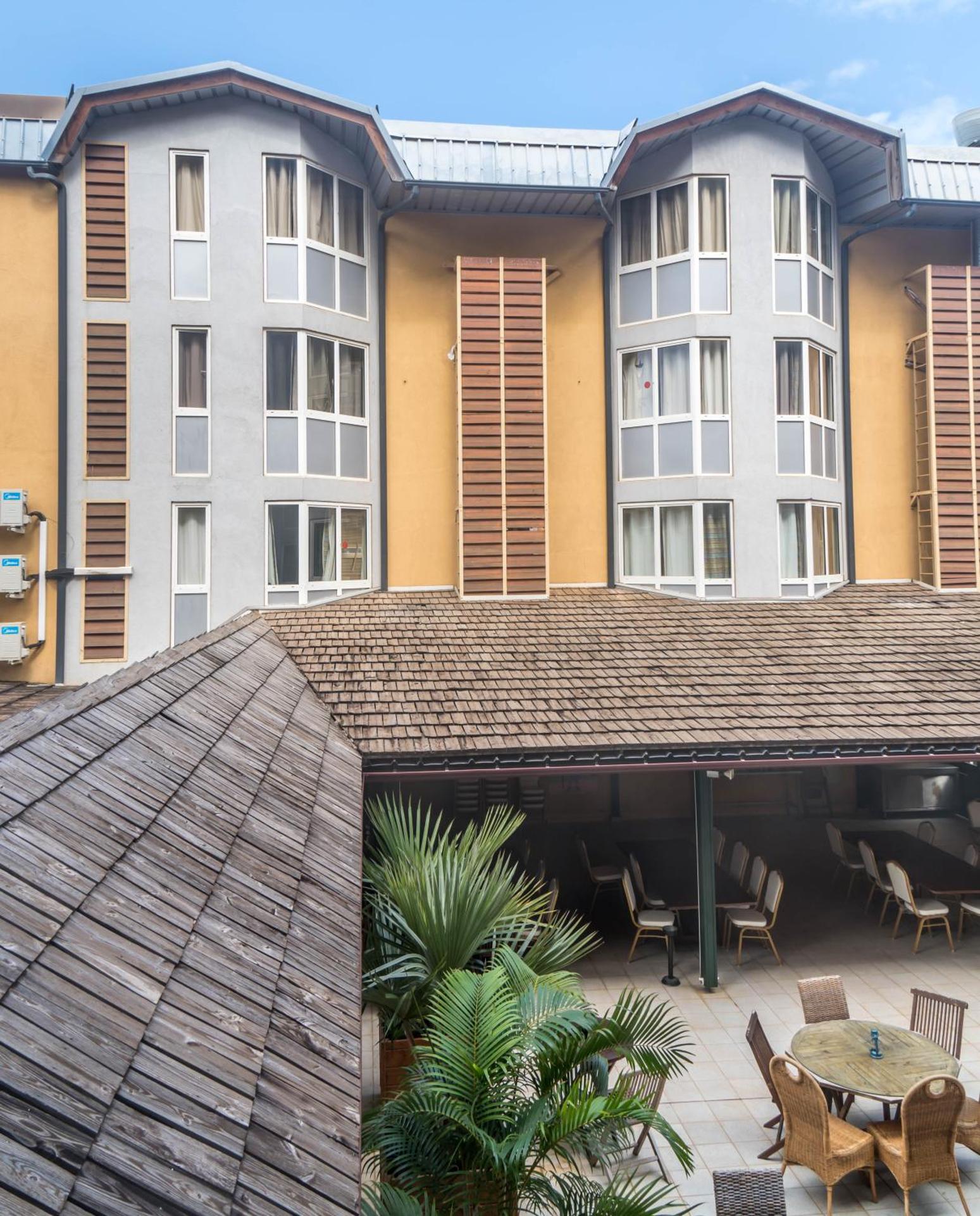 Hotel Maharajah - Photo 41