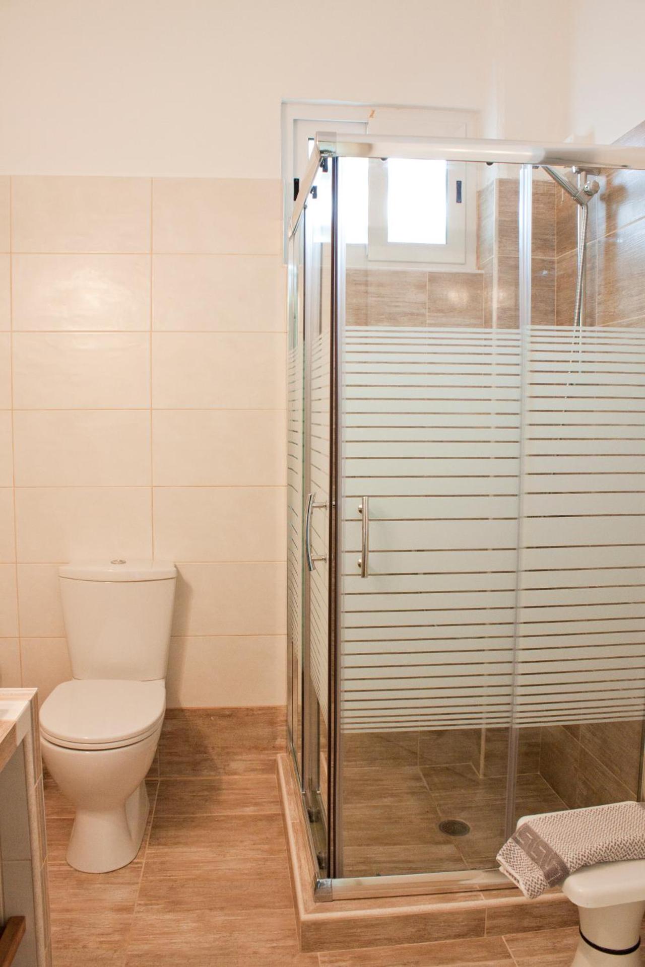 Hotel Nydri Beach - Photo 40