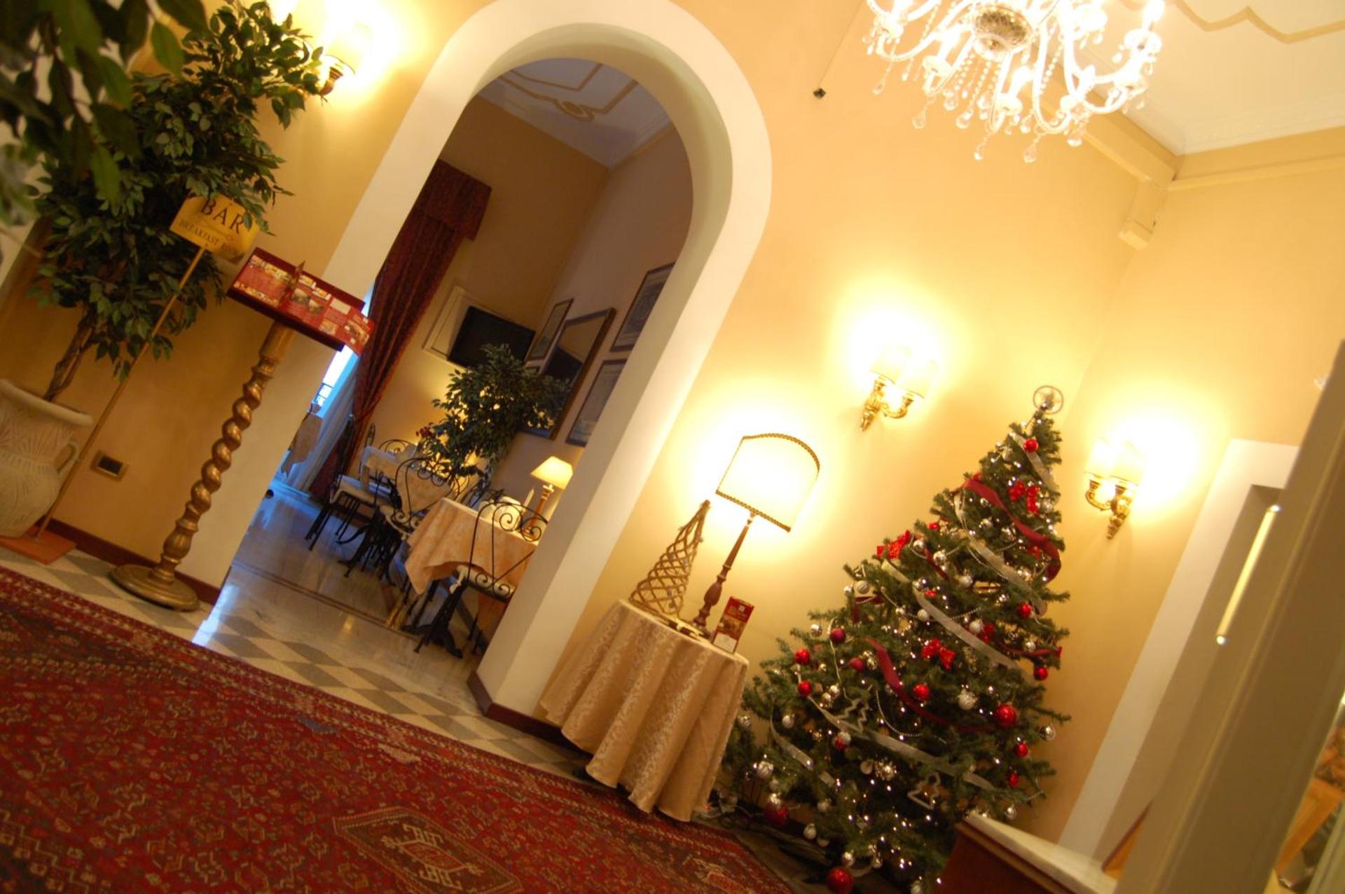 Hotel del Centro - Photo 6