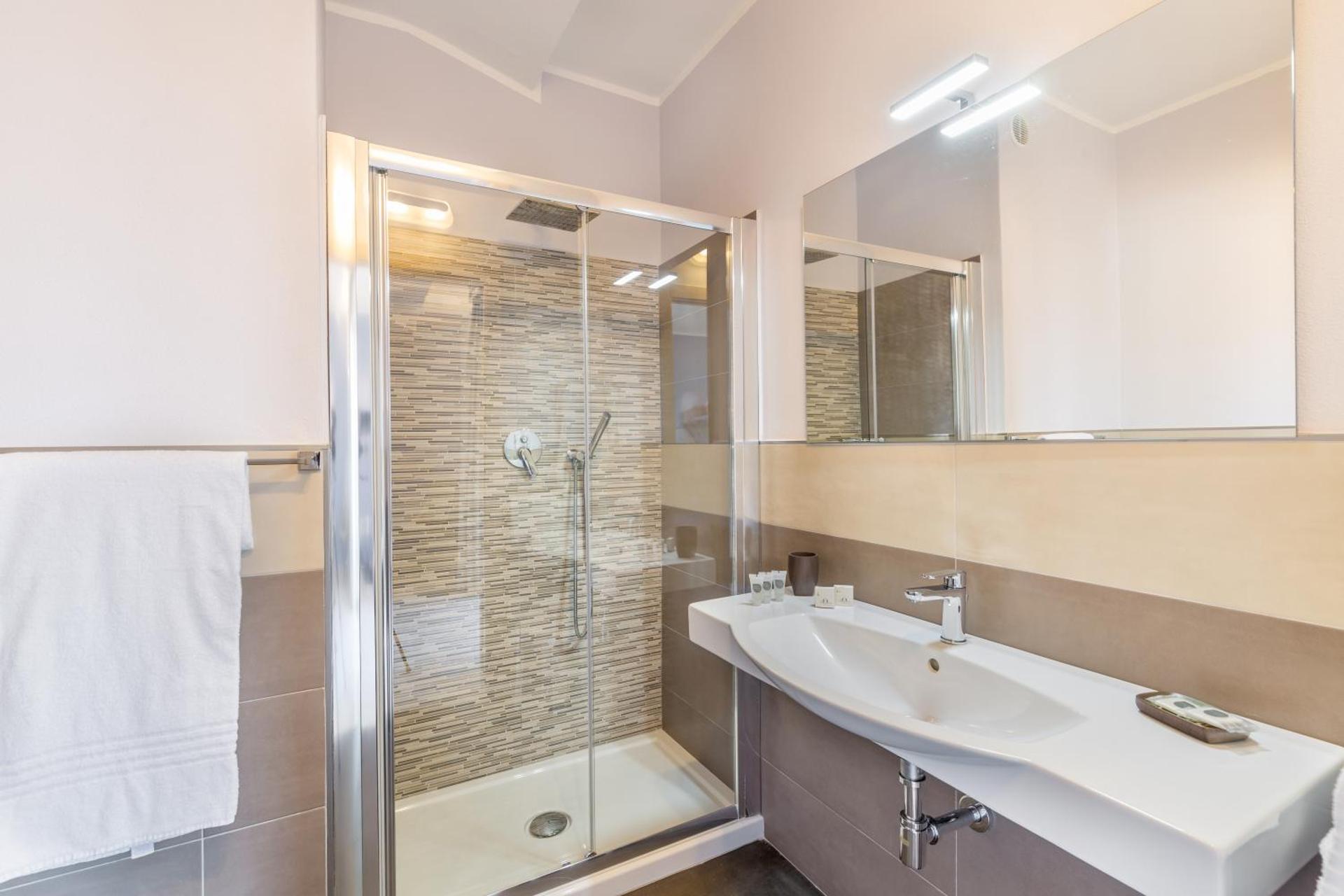 Hotel Rosa dei Venti - Photo 32