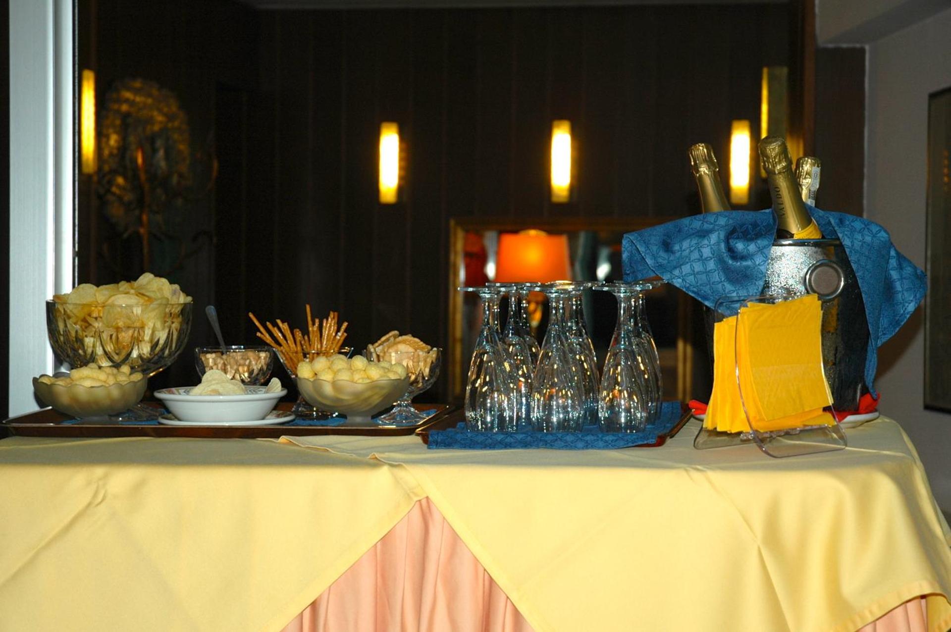 Hotel Mec - Photo 29