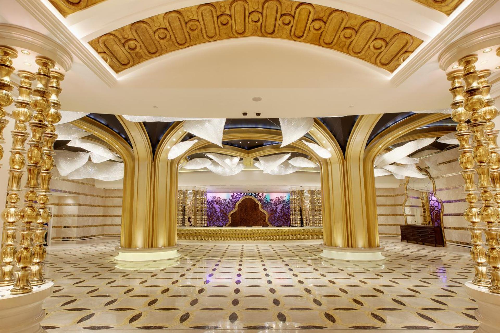 NagaWorld Hotel & Entertainment Complex - Photo 63