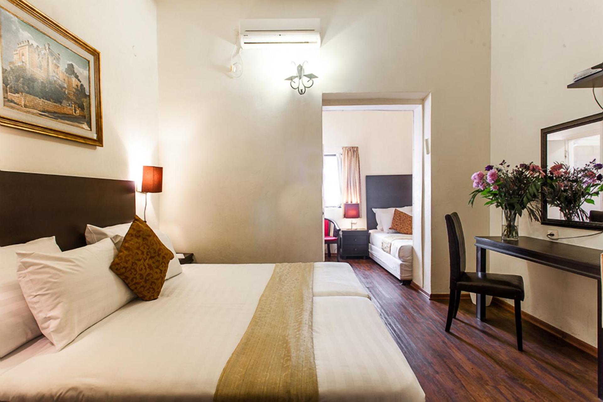 A Little House In Rechavia - Photo 27