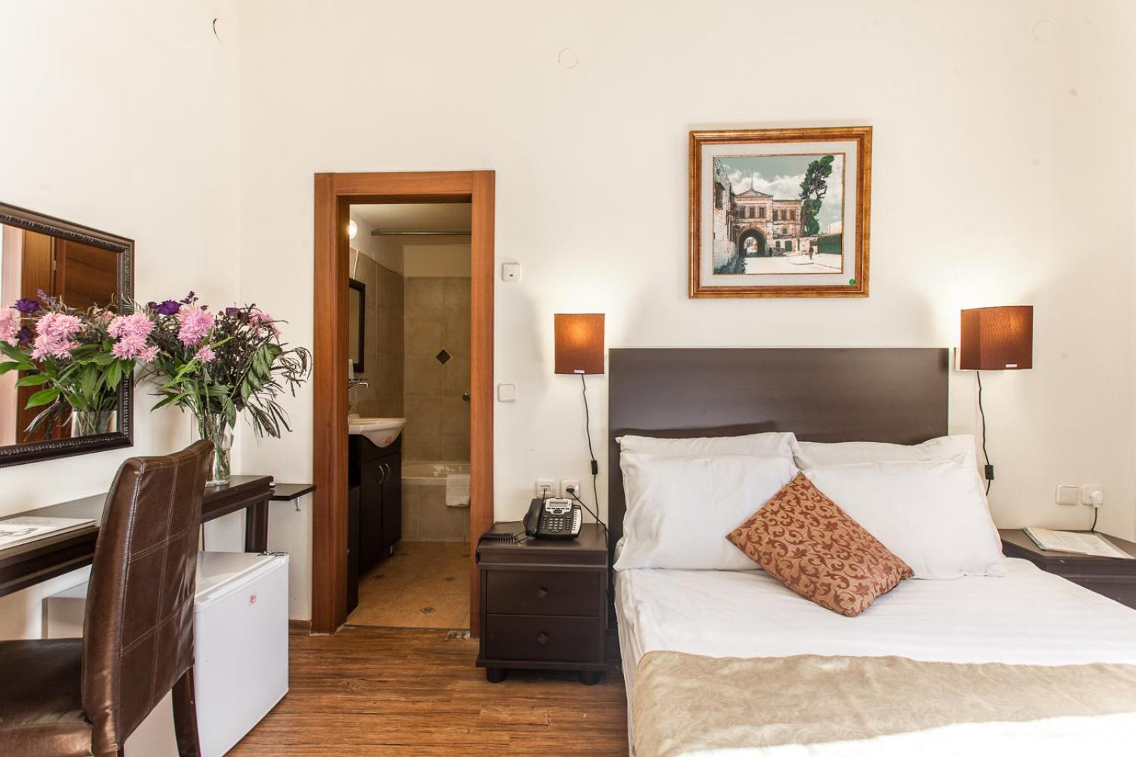 A Little House In Rechavia - Photo 20