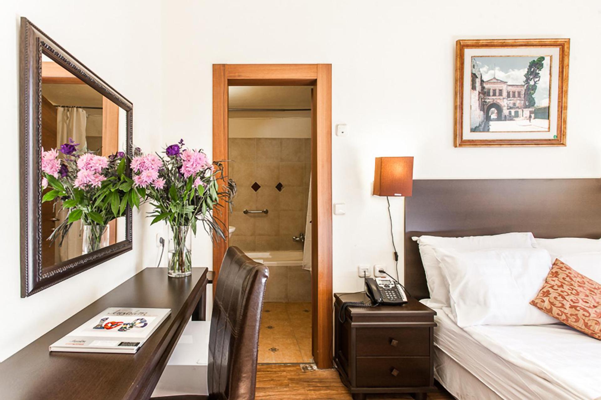 A Little House In Rechavia - Photo 19