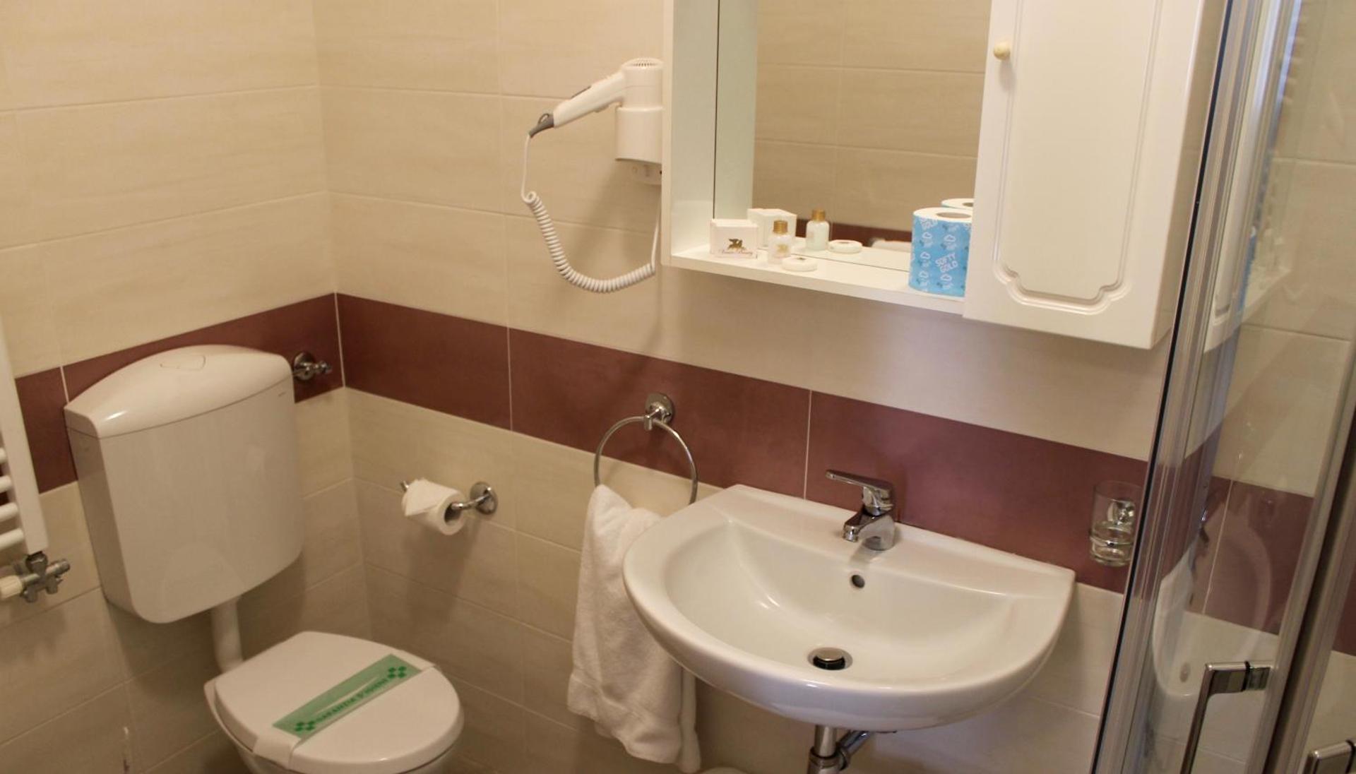 Hotel Villa Stucky - Photo 106