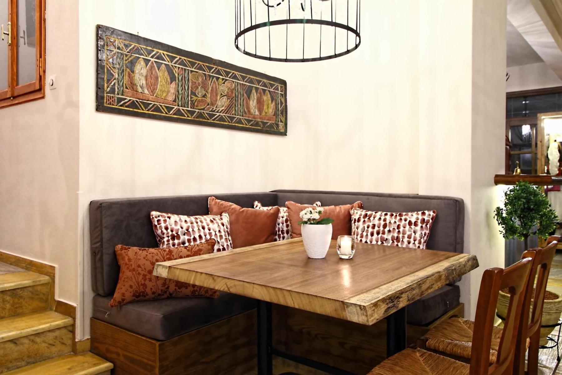 Arion Hotel - Photo 2