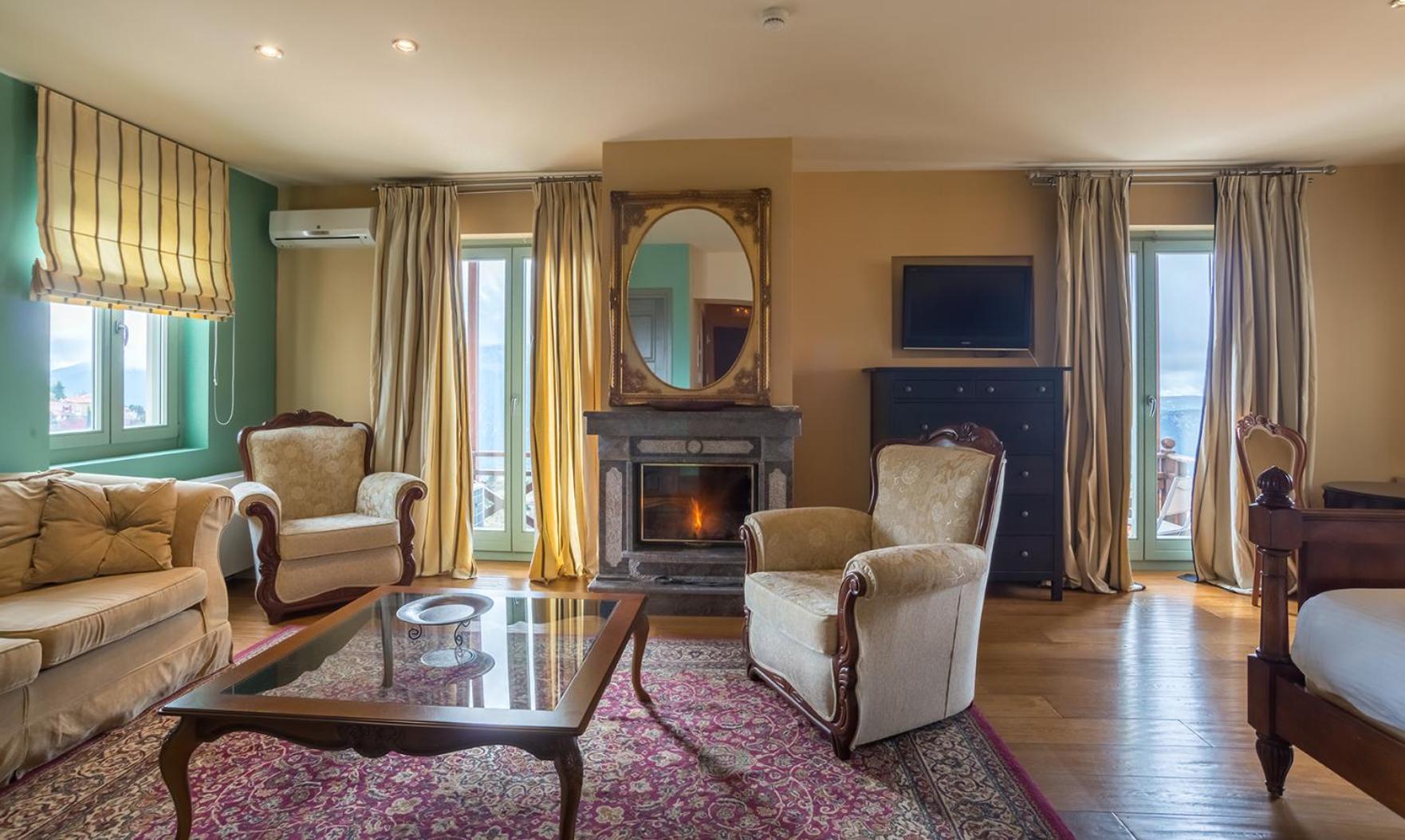 Superior Suite with Fireplace