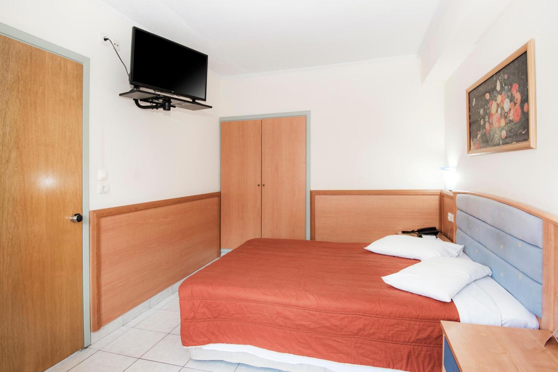 Kosta Palace - Photo 33