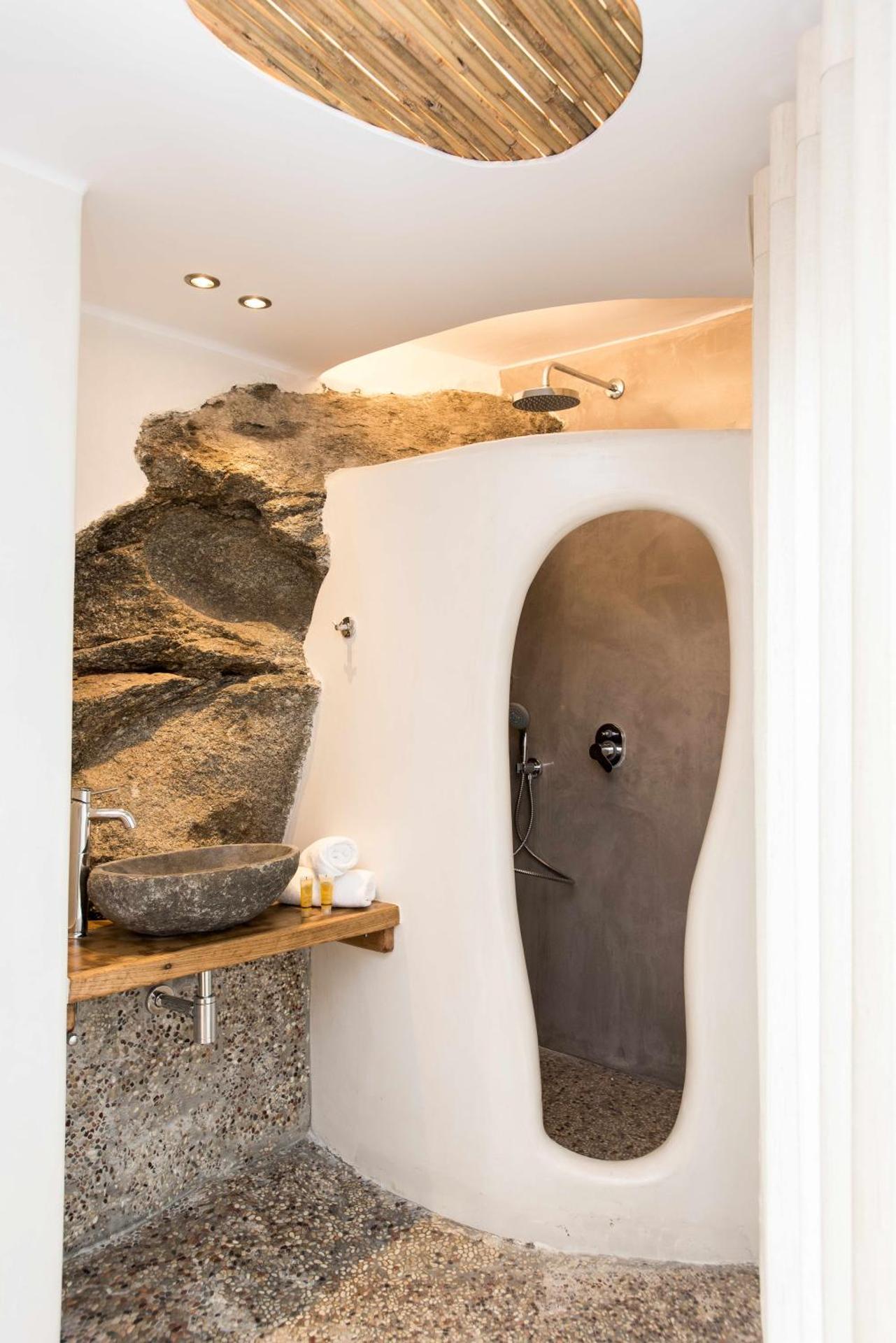 Sahas Suites - Photo 13