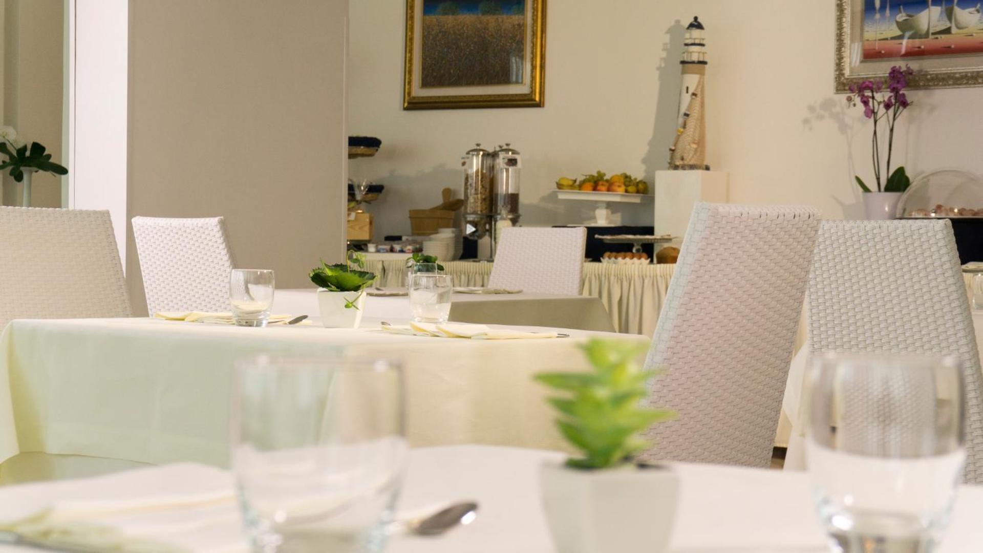 Hotel Scialara - Photo 27