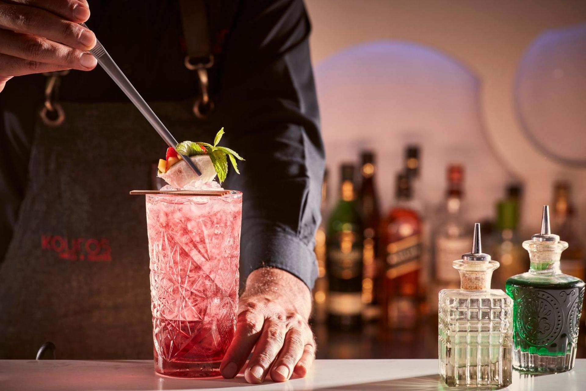 Kouros Hotel & Suites - Photo 107