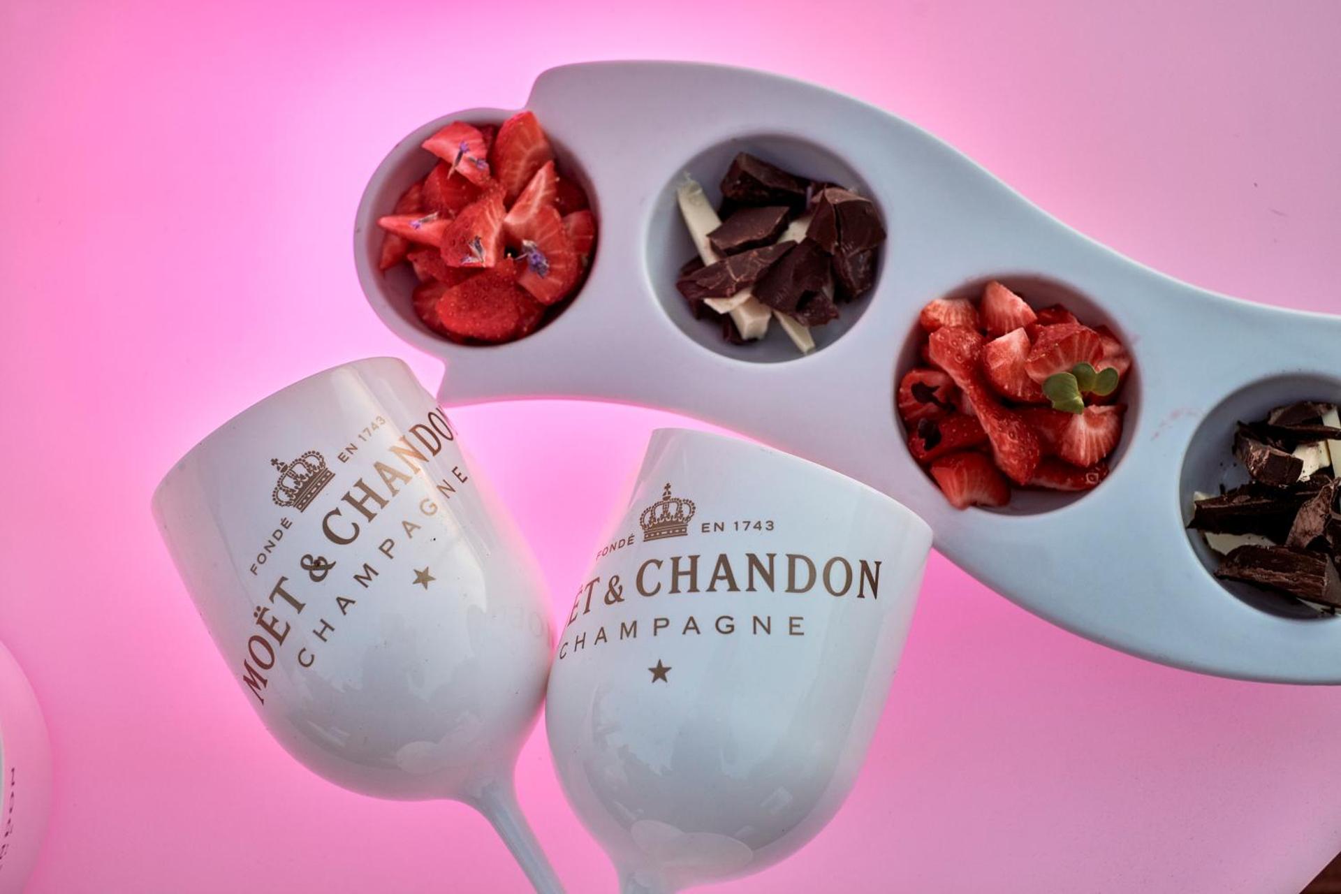 Kouros Hotel & Suites - Photo 111