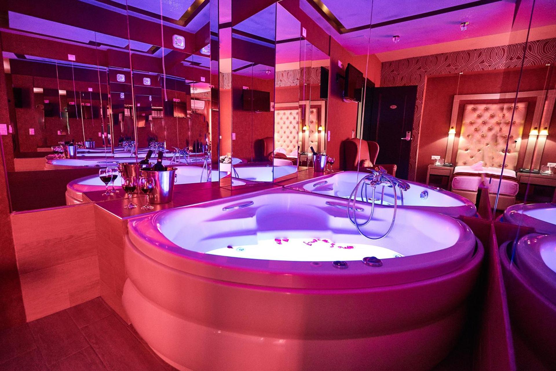 Atlantic Hotel - Photo 3