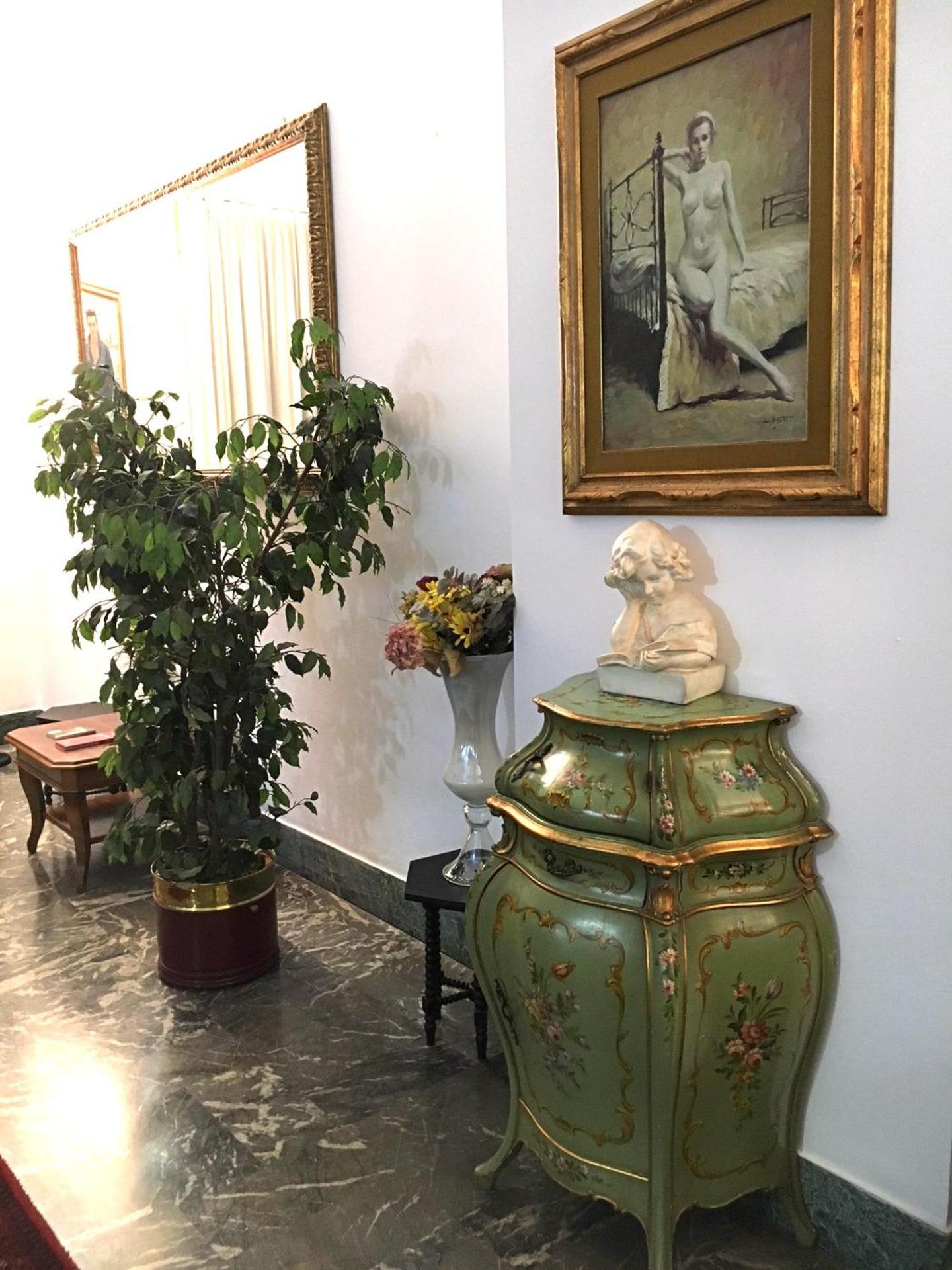 Hotel Minerva - Photo 110