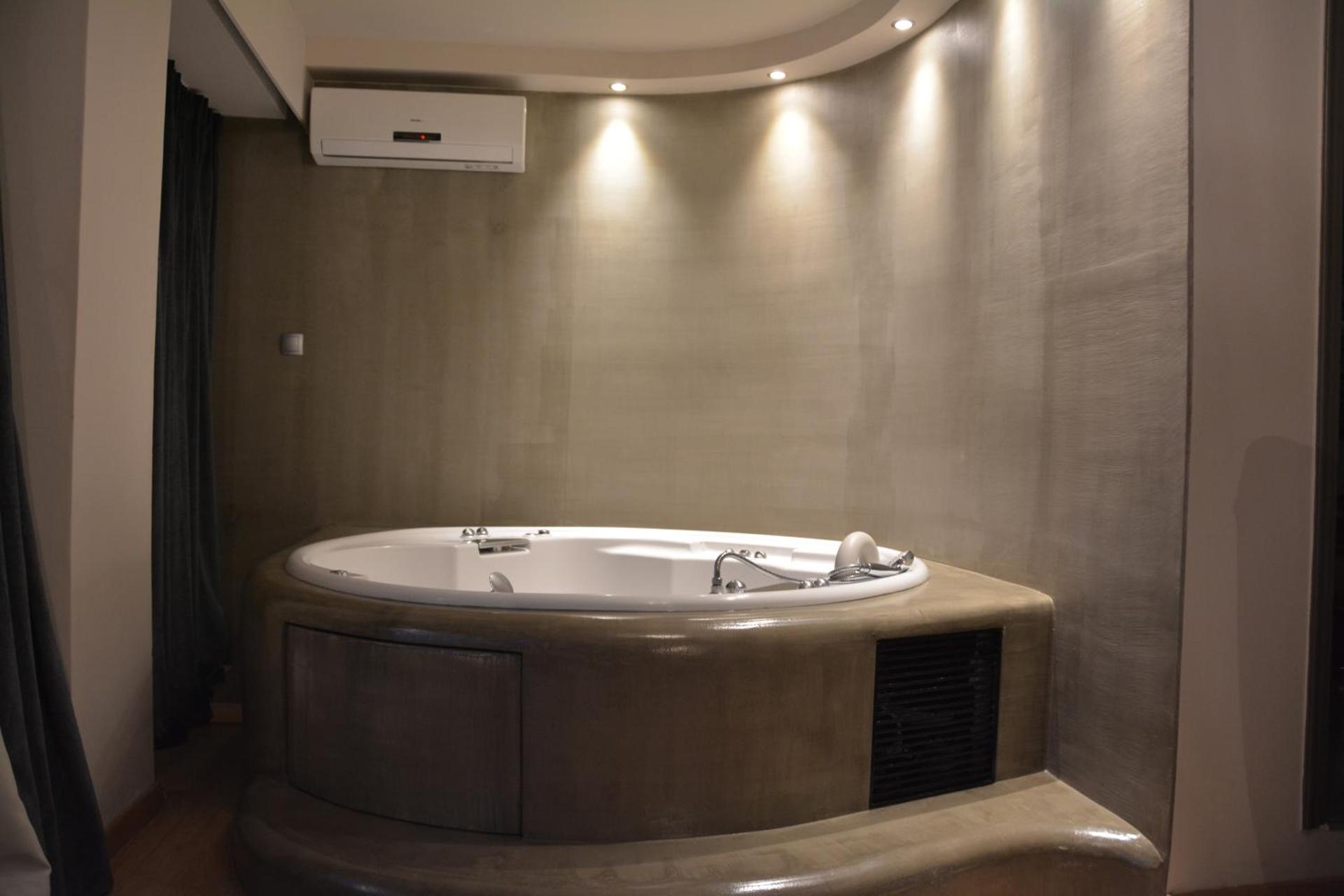 Scorpios Sea Side Hotel - Photo 70